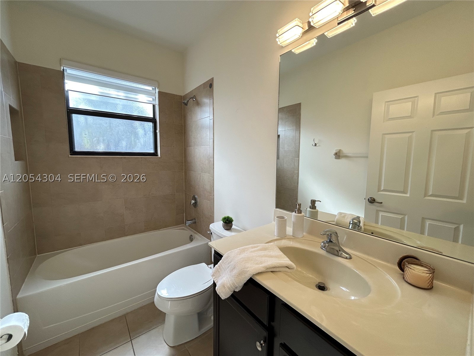 GARDEN ESTATES AT THE HAM - Residential Lease