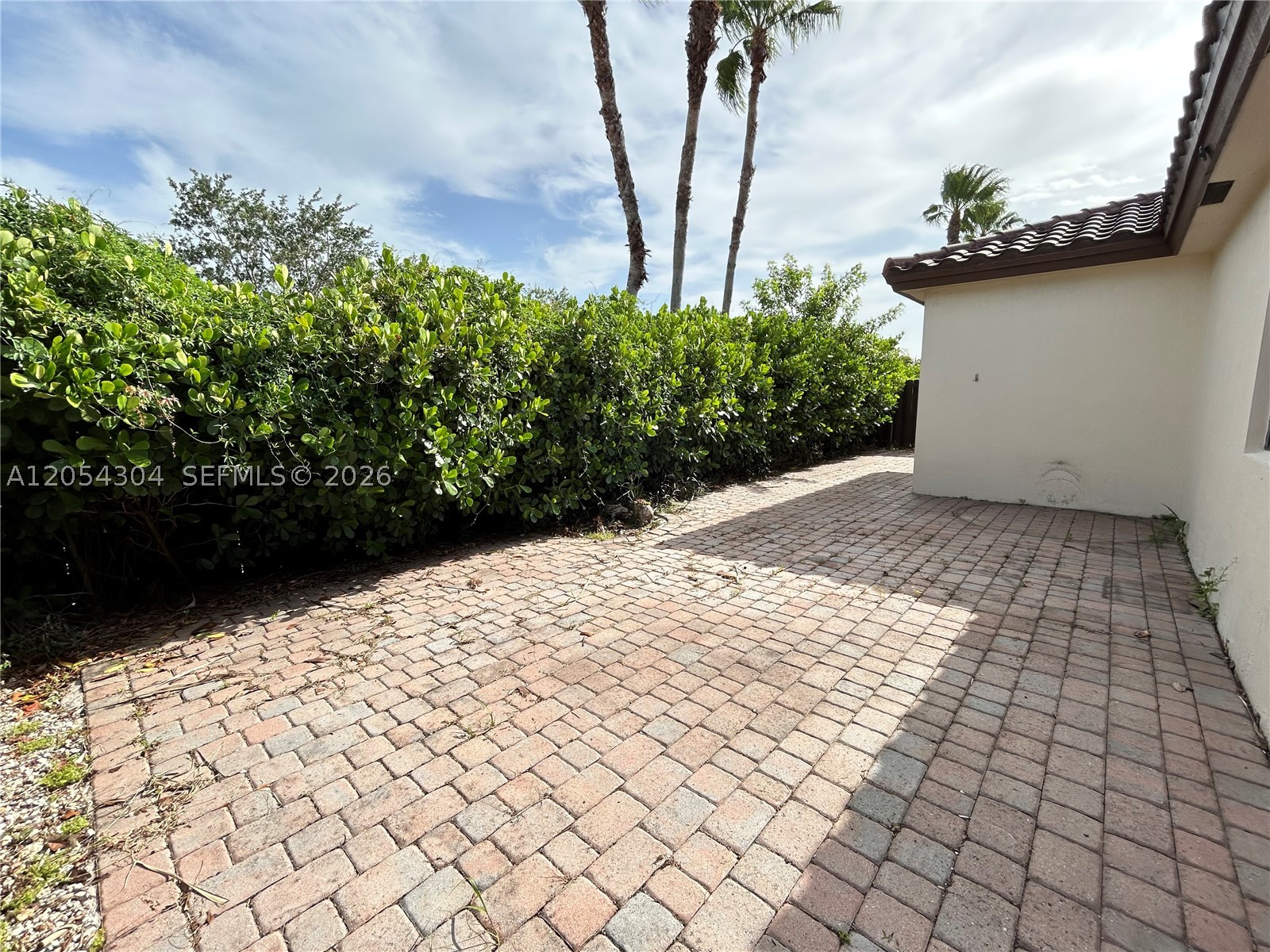 GARDEN ESTATES AT THE HAM - Residential Lease