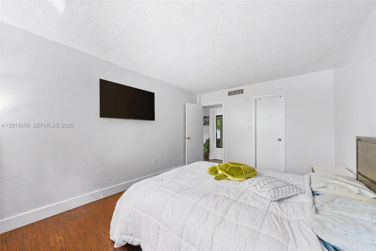 BAYVIEW PALM CONDO - Residential