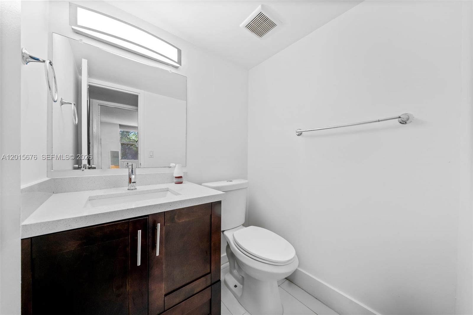 BAYVIEW PALM CONDO - Residential
