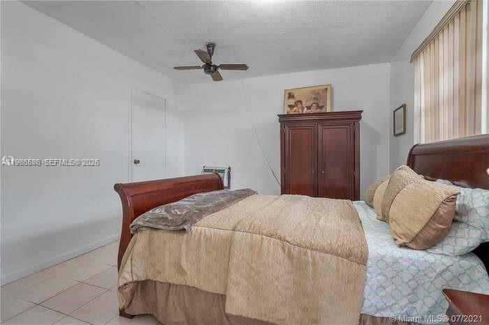 BRADLEY MANOR 3RD ADDN - Residential