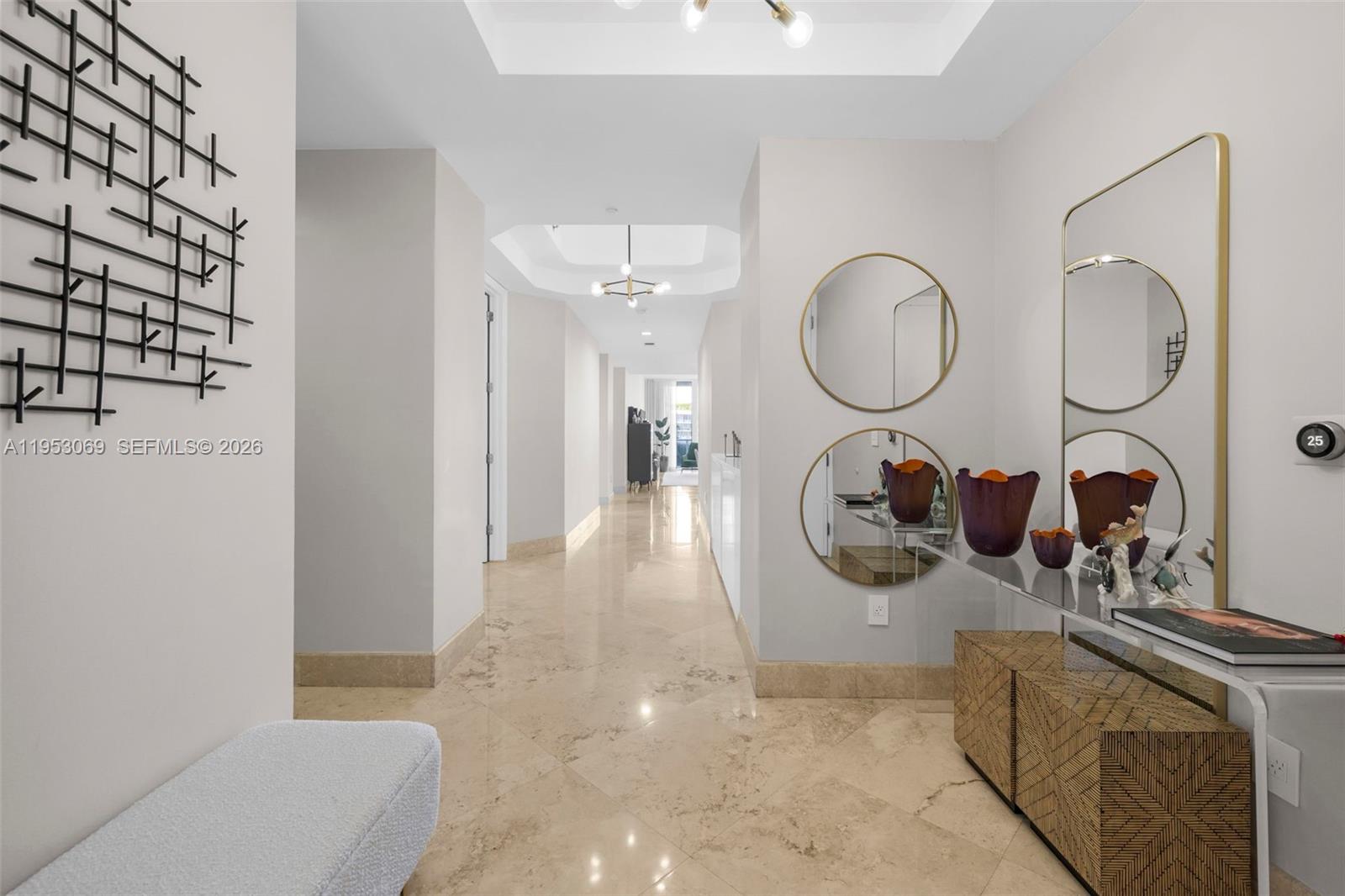 CONTINUUM ON SOUTH BEACH - Residential