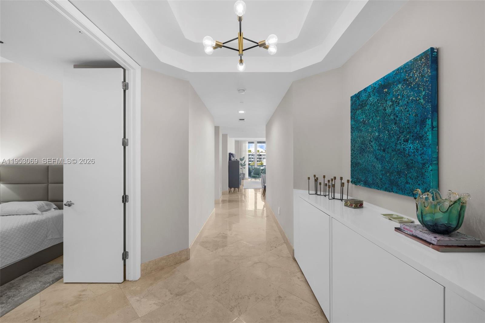 CONTINUUM ON SOUTH BEACH - Residential
