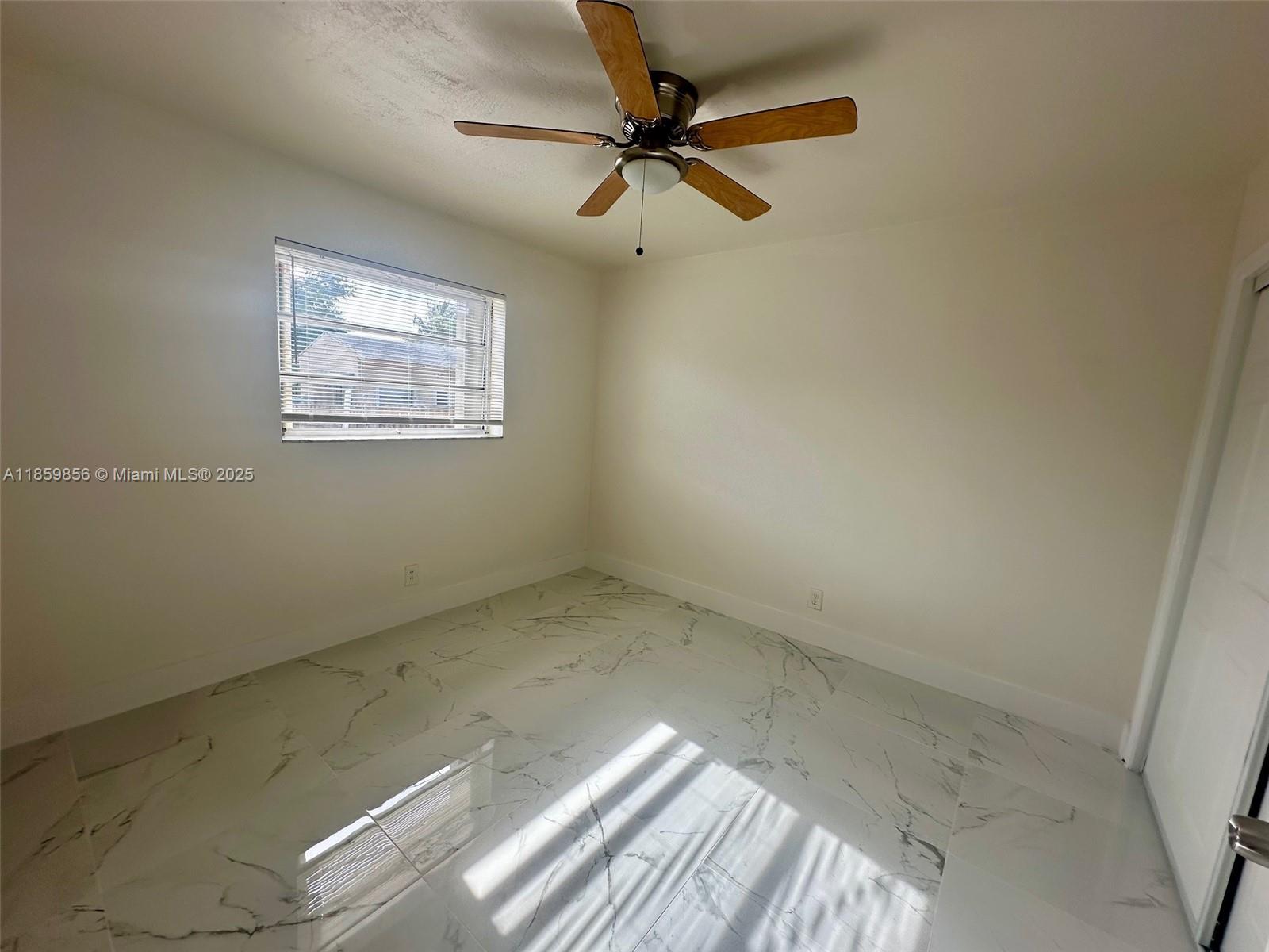 HOLLYWOOD BEACH GARDENS - Residential Lease