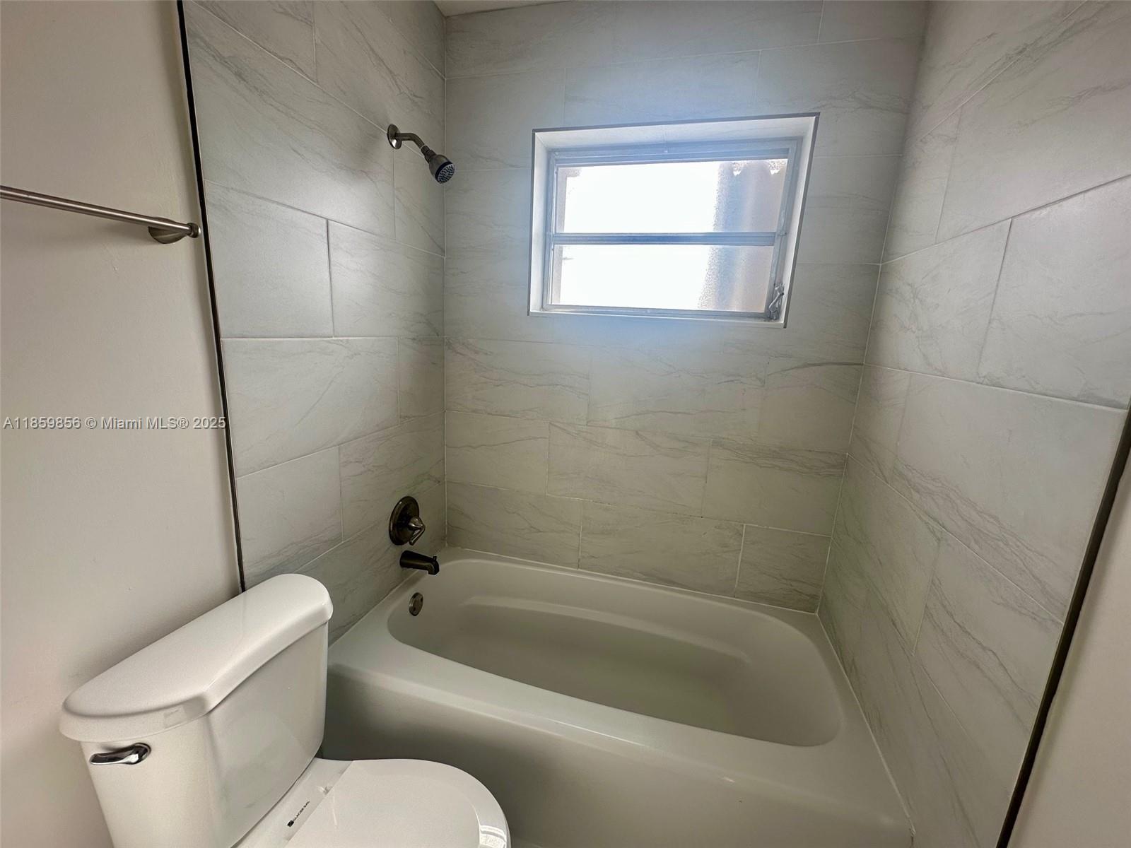 HOLLYWOOD BEACH GARDENS - Residential Lease
