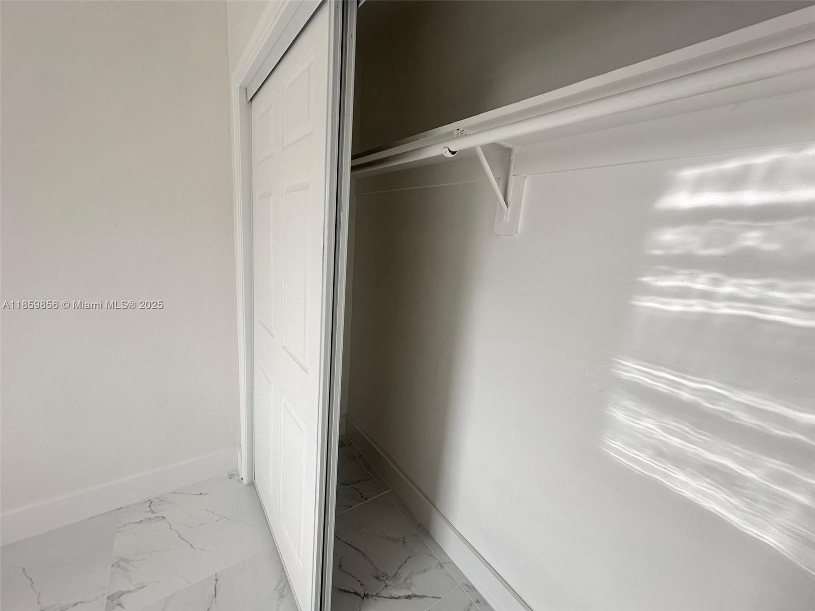 HOLLYWOOD BEACH GARDENS - Residential Lease