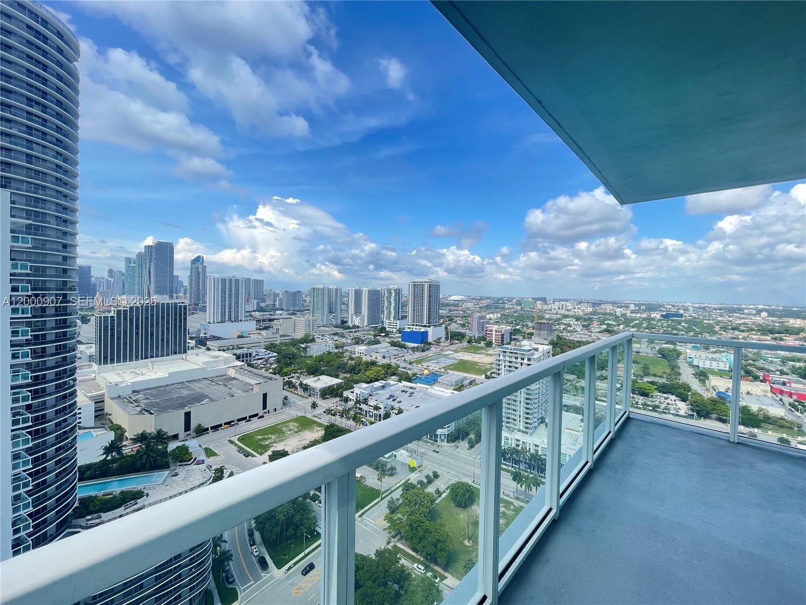 QUANTUM ON THE BAY CONDO - Residential
