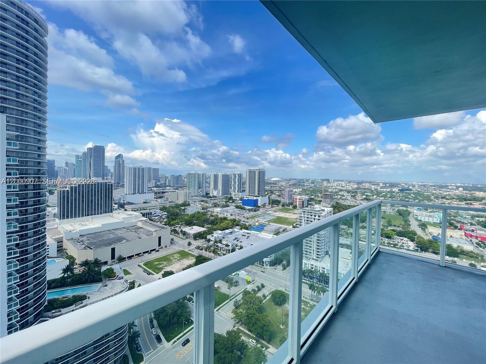 QUANTUM ON THE BAY CONDO - Residential