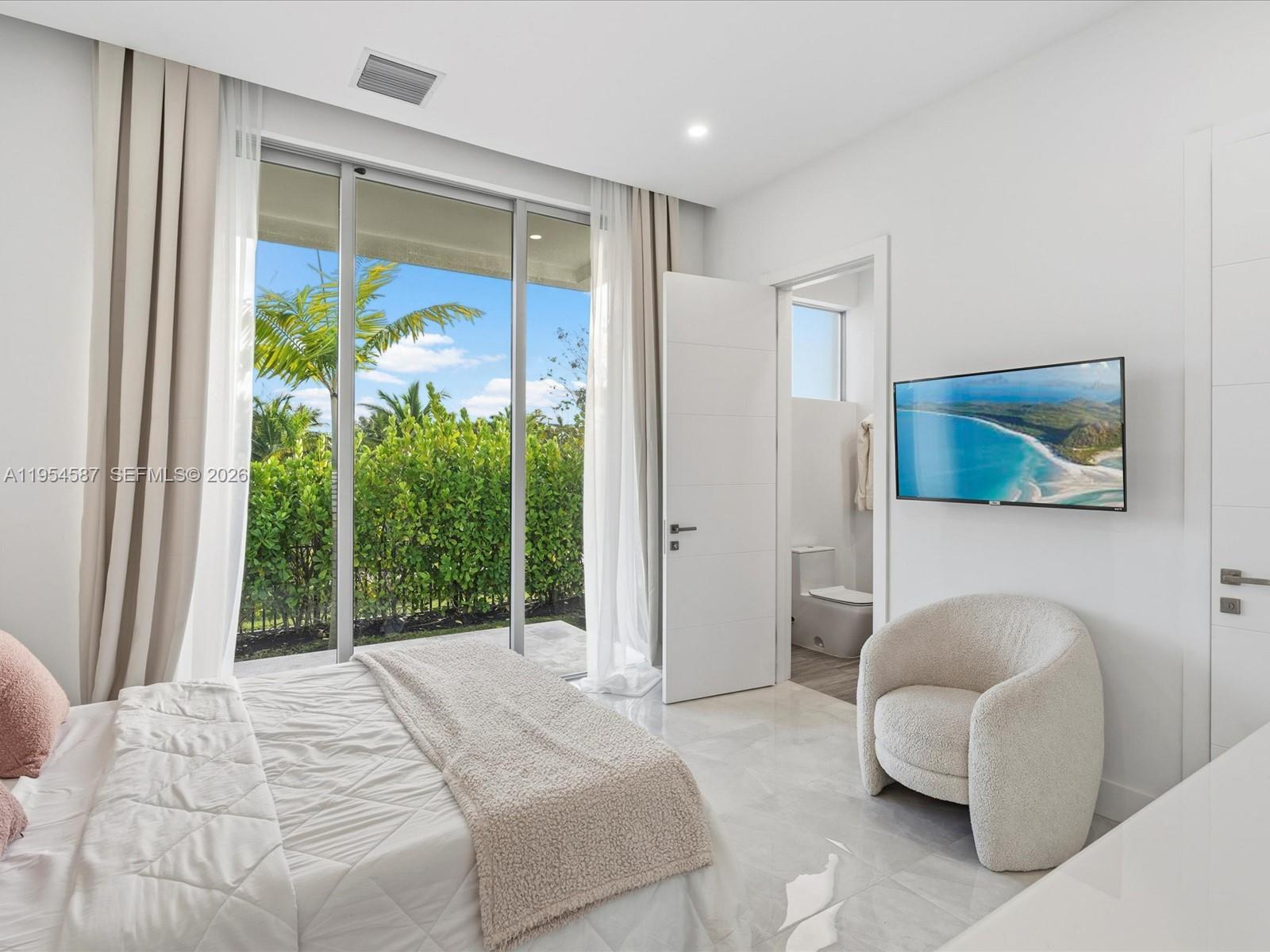 SLS REAL ESTATE 4 - Residential