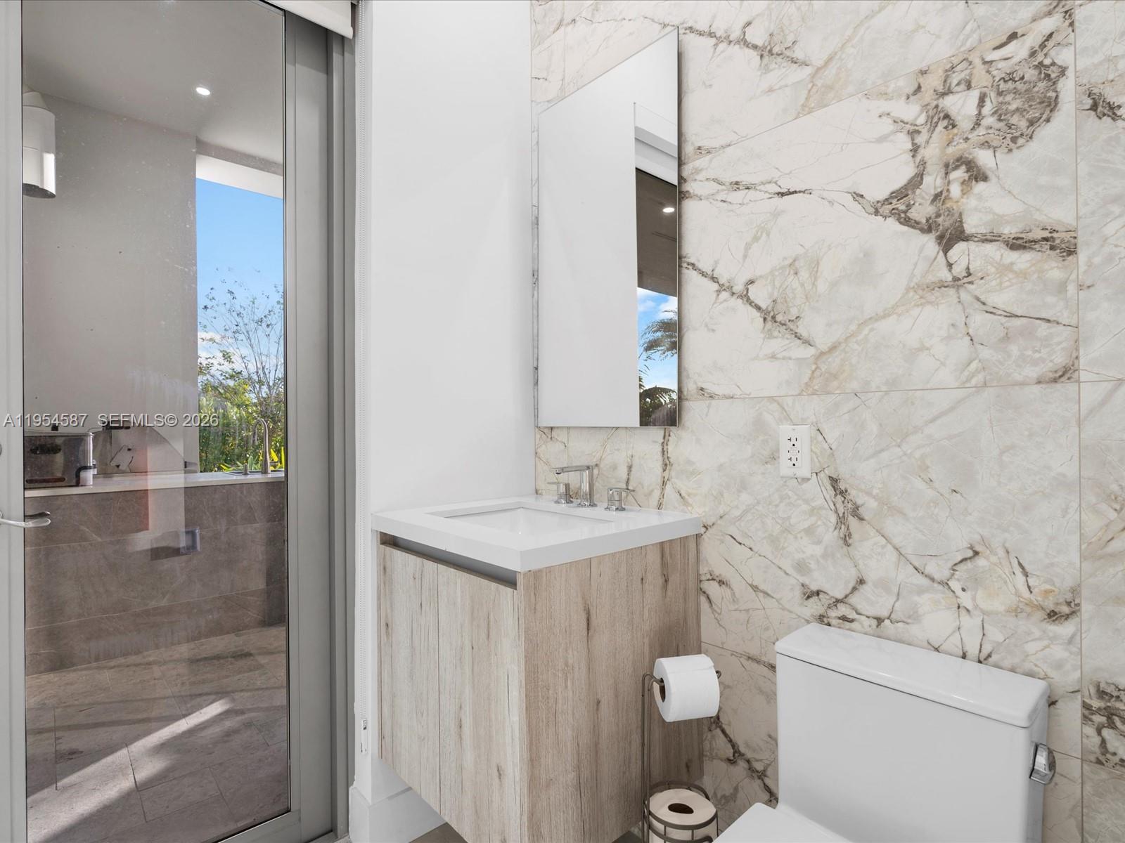SLS REAL ESTATE 4 - Residential