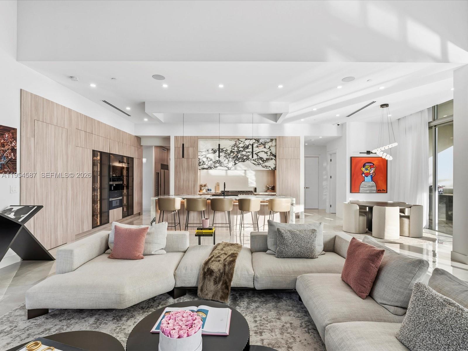 SLS REAL ESTATE 4 - Residential