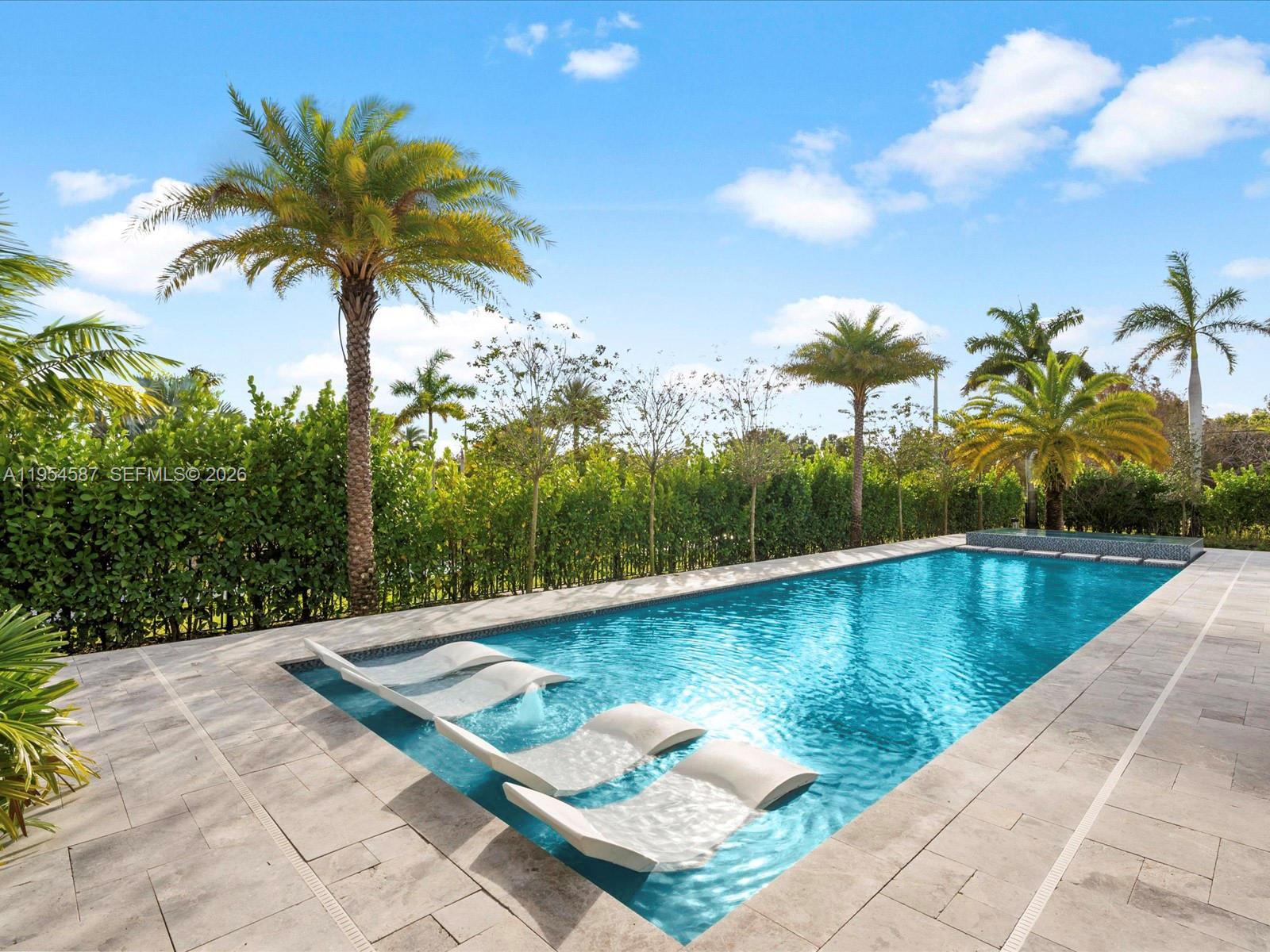 SLS REAL ESTATE 4 - Residential