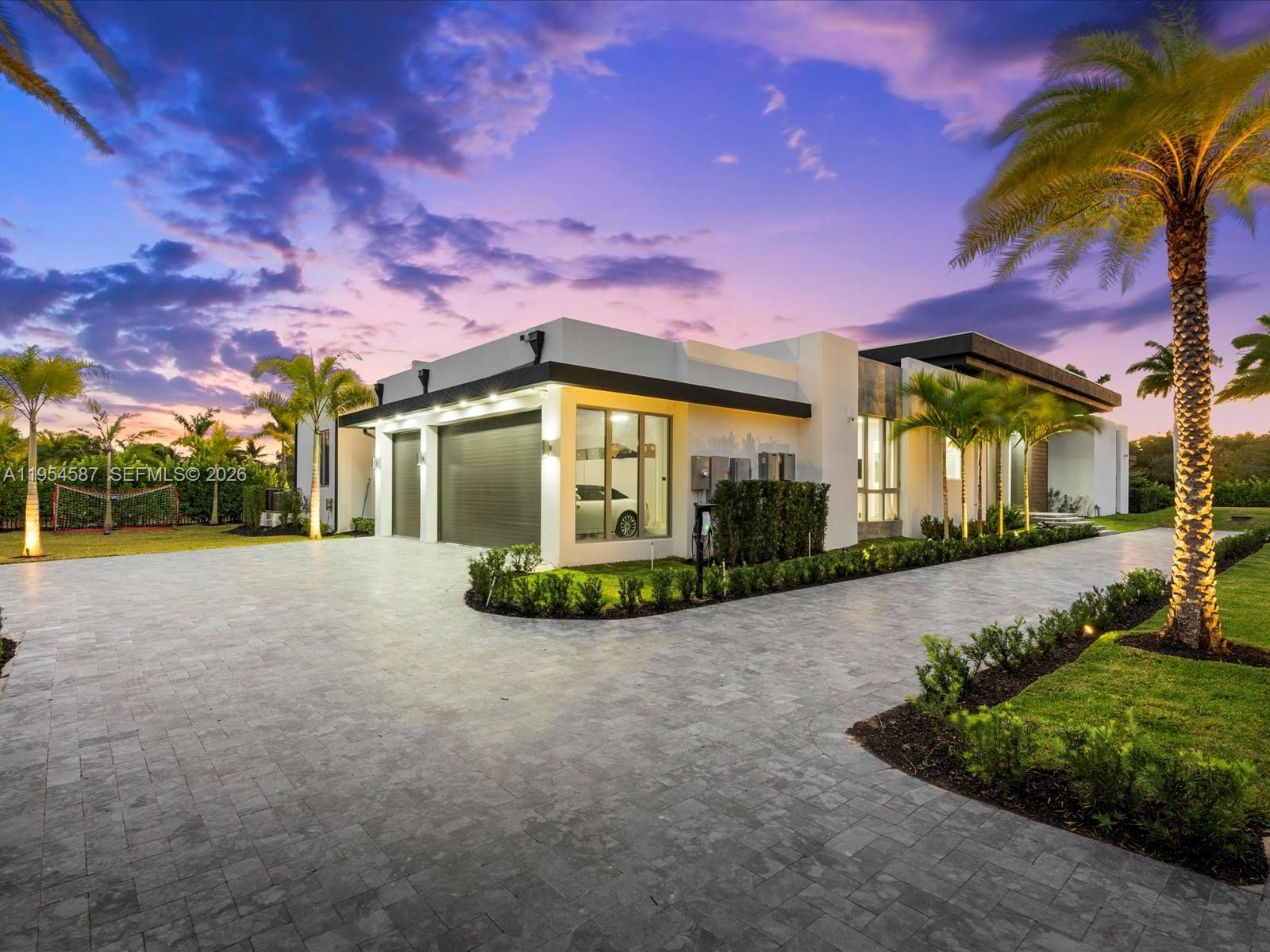 SLS REAL ESTATE 4 - Residential