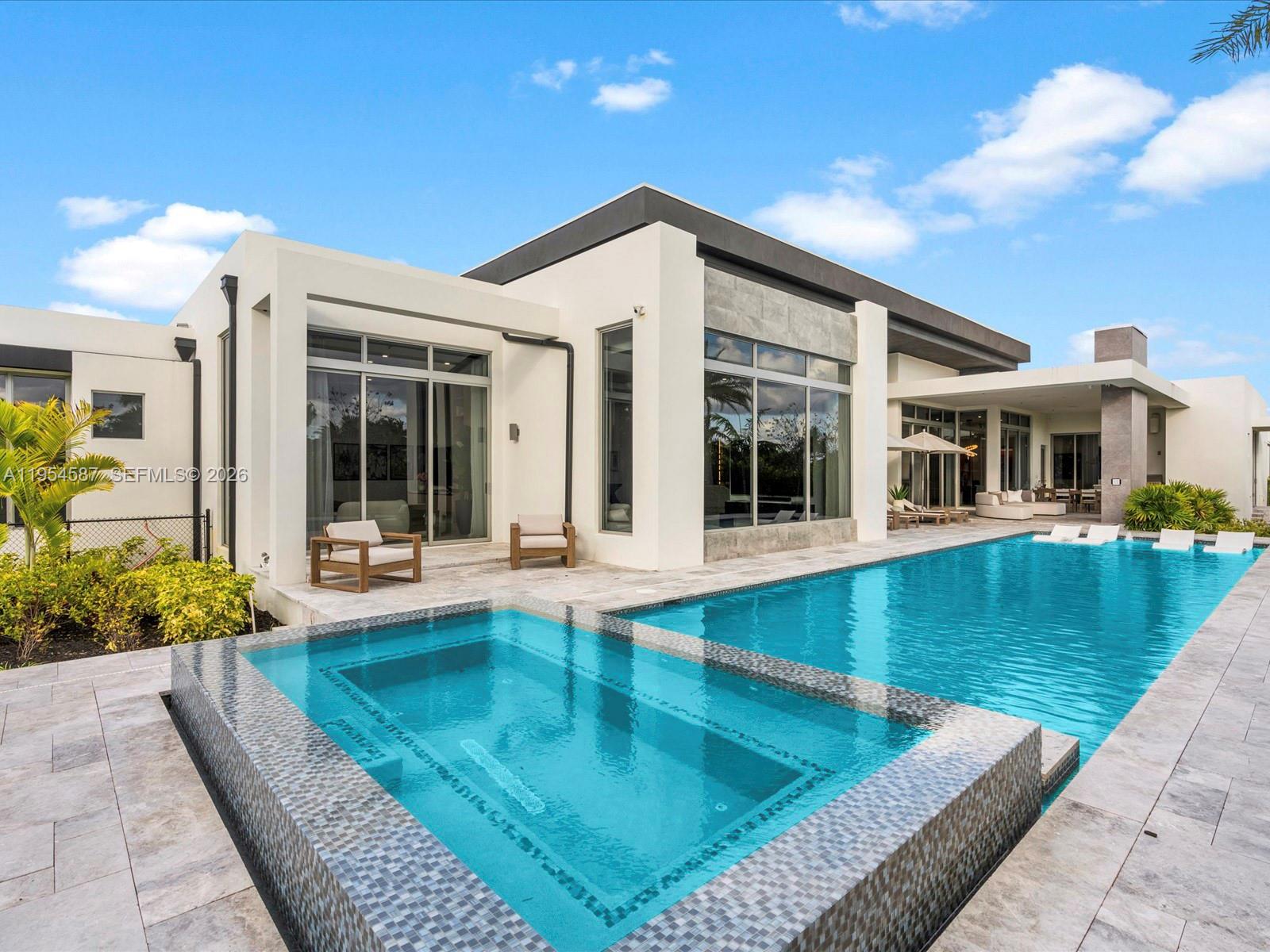 SLS REAL ESTATE 4 - Residential
