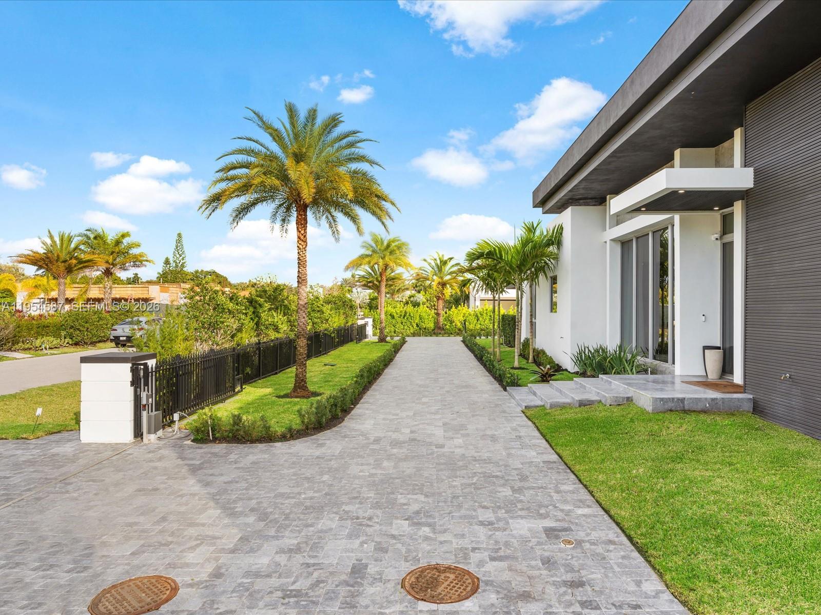 SLS REAL ESTATE 4 - Residential