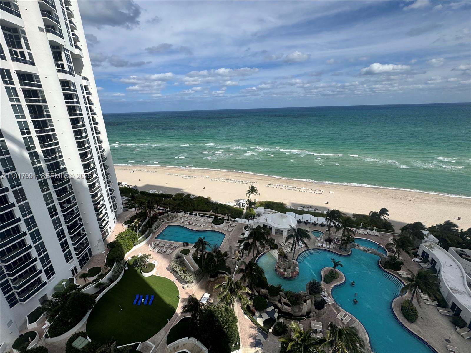 TRUMP INTERNATIONAL SONES - Residential