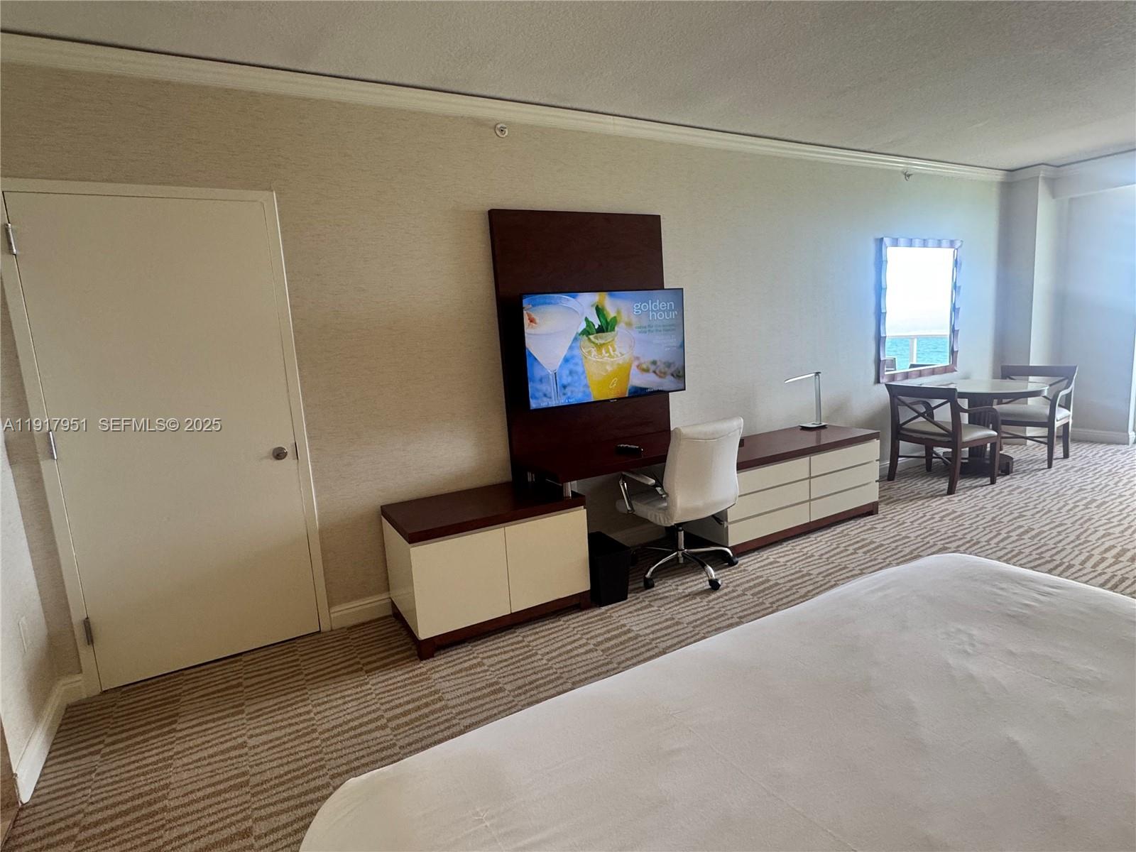 TRUMP INTERNATIONAL SONES - Residential