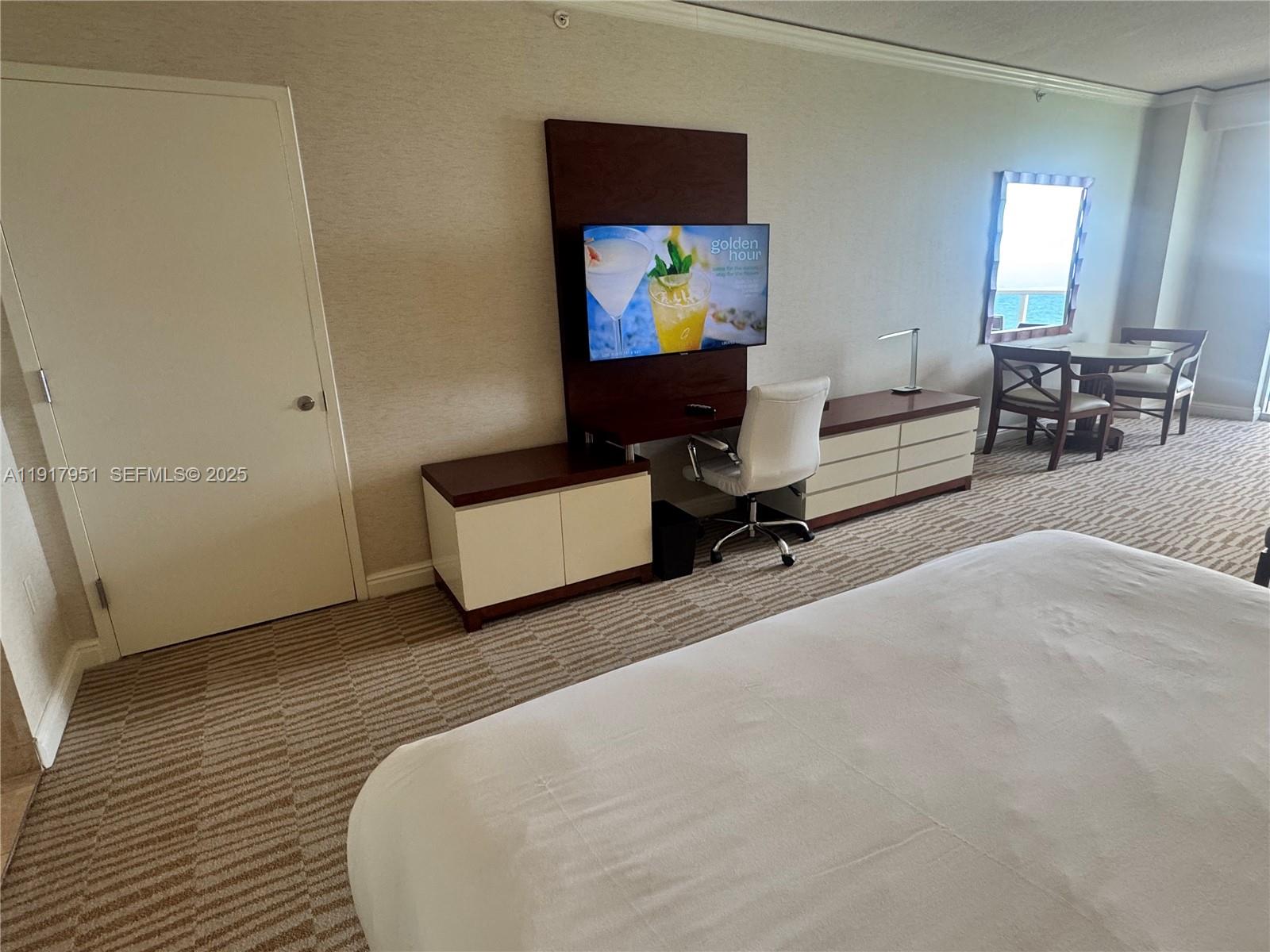 TRUMP INTERNATIONAL SONES - Residential