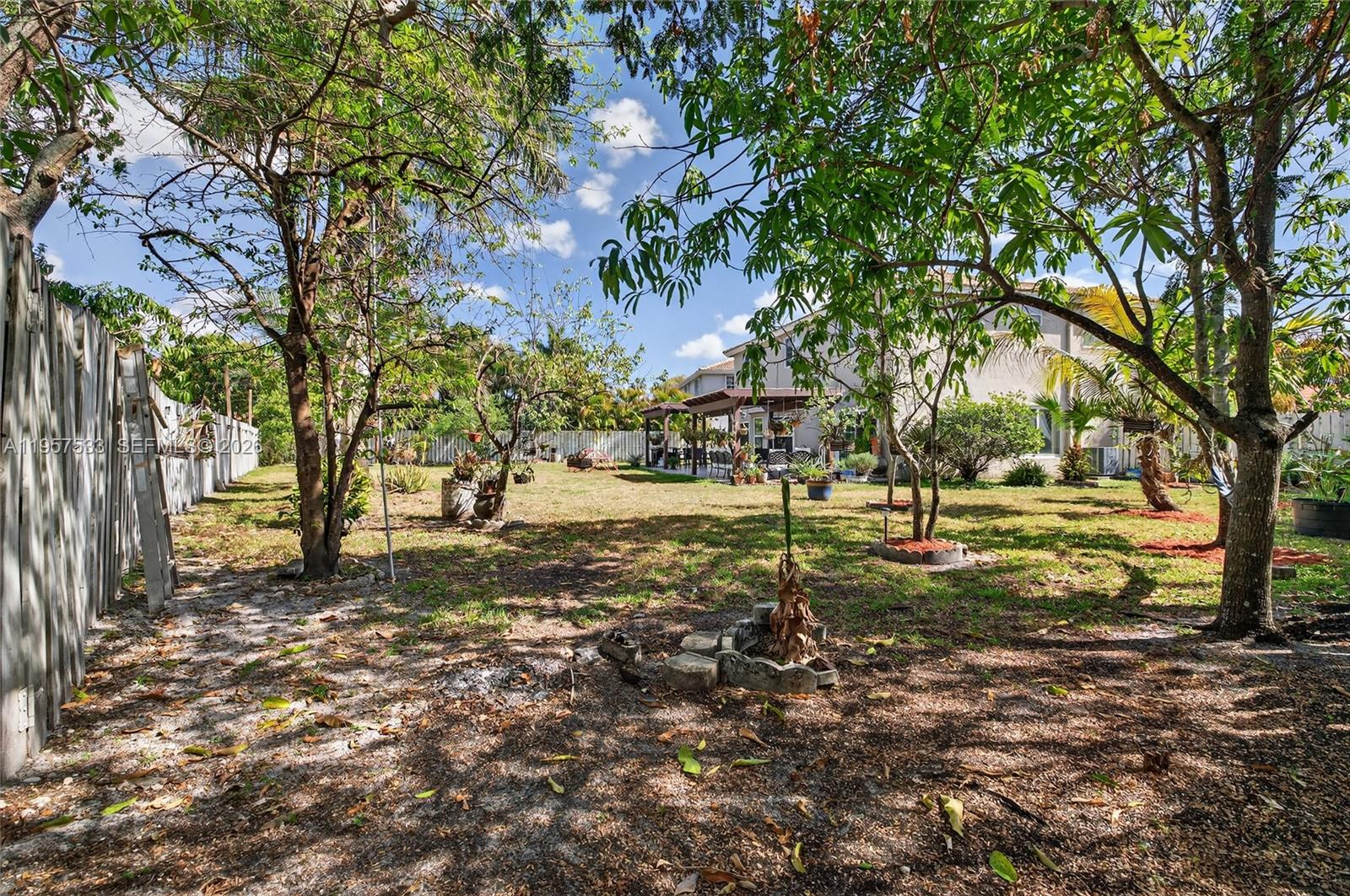 SAVANNAH PLAT 1 - Residential