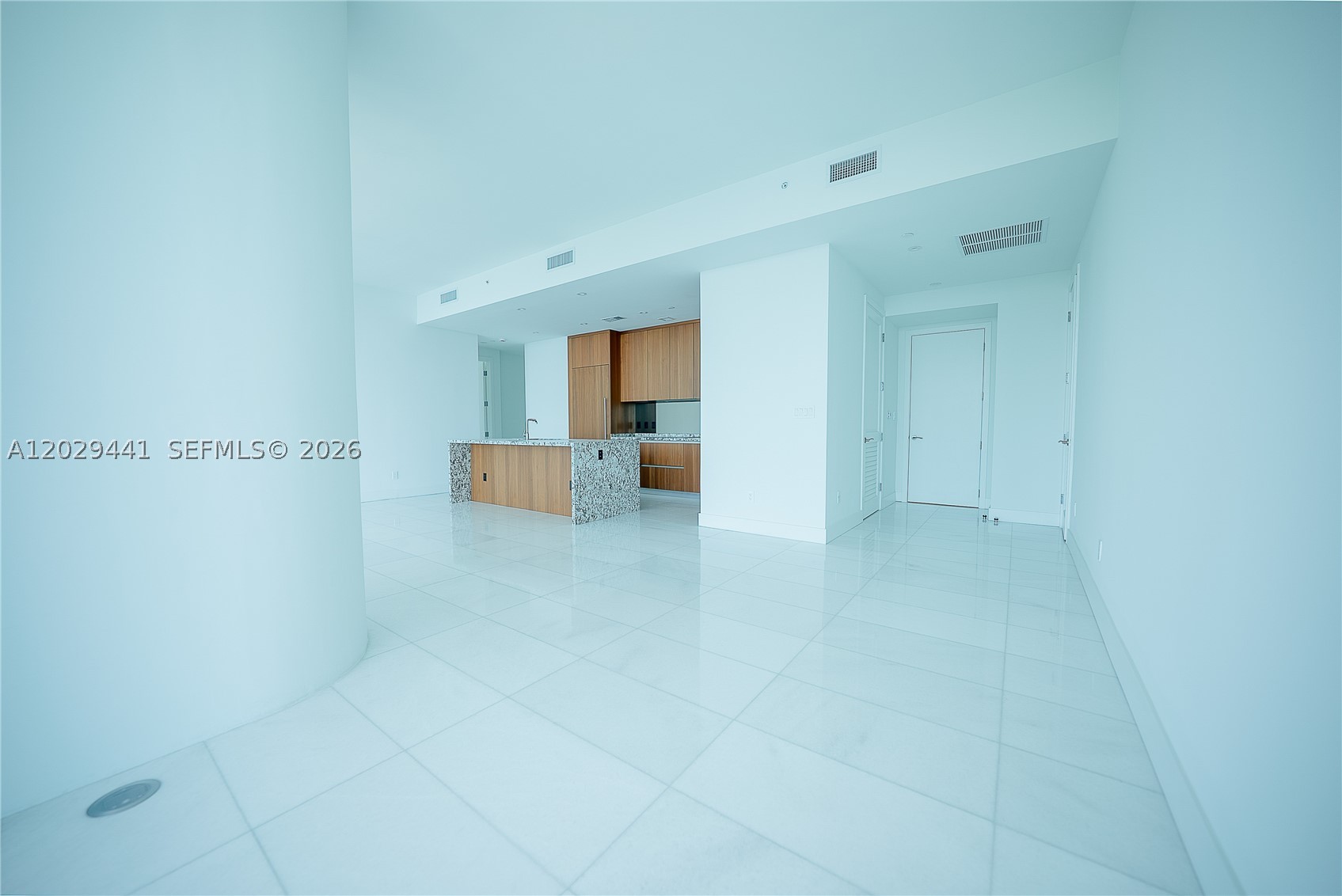 Una Residences - Residential