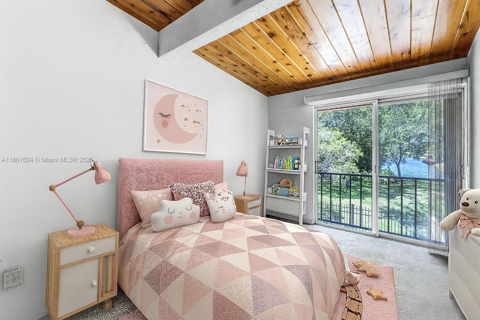 SUNSET PARK LAKE VILLAS S - Residential