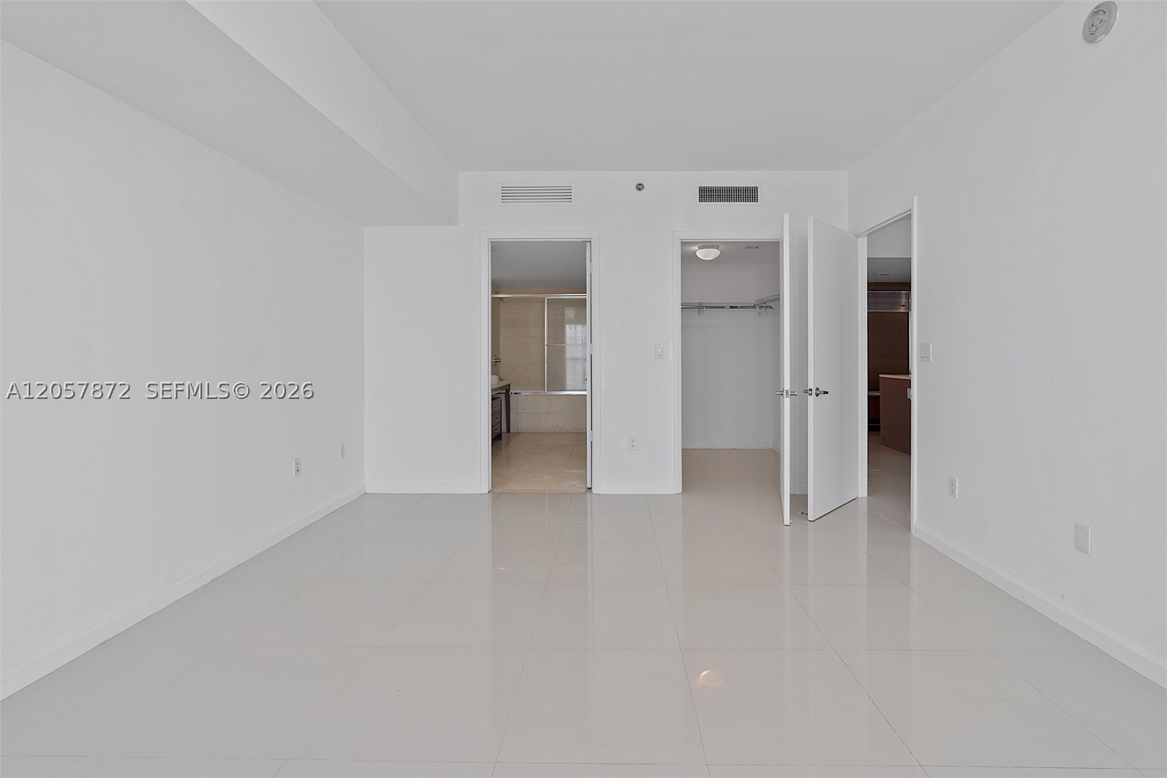 ICON BRICKELL NO TWO - Residential