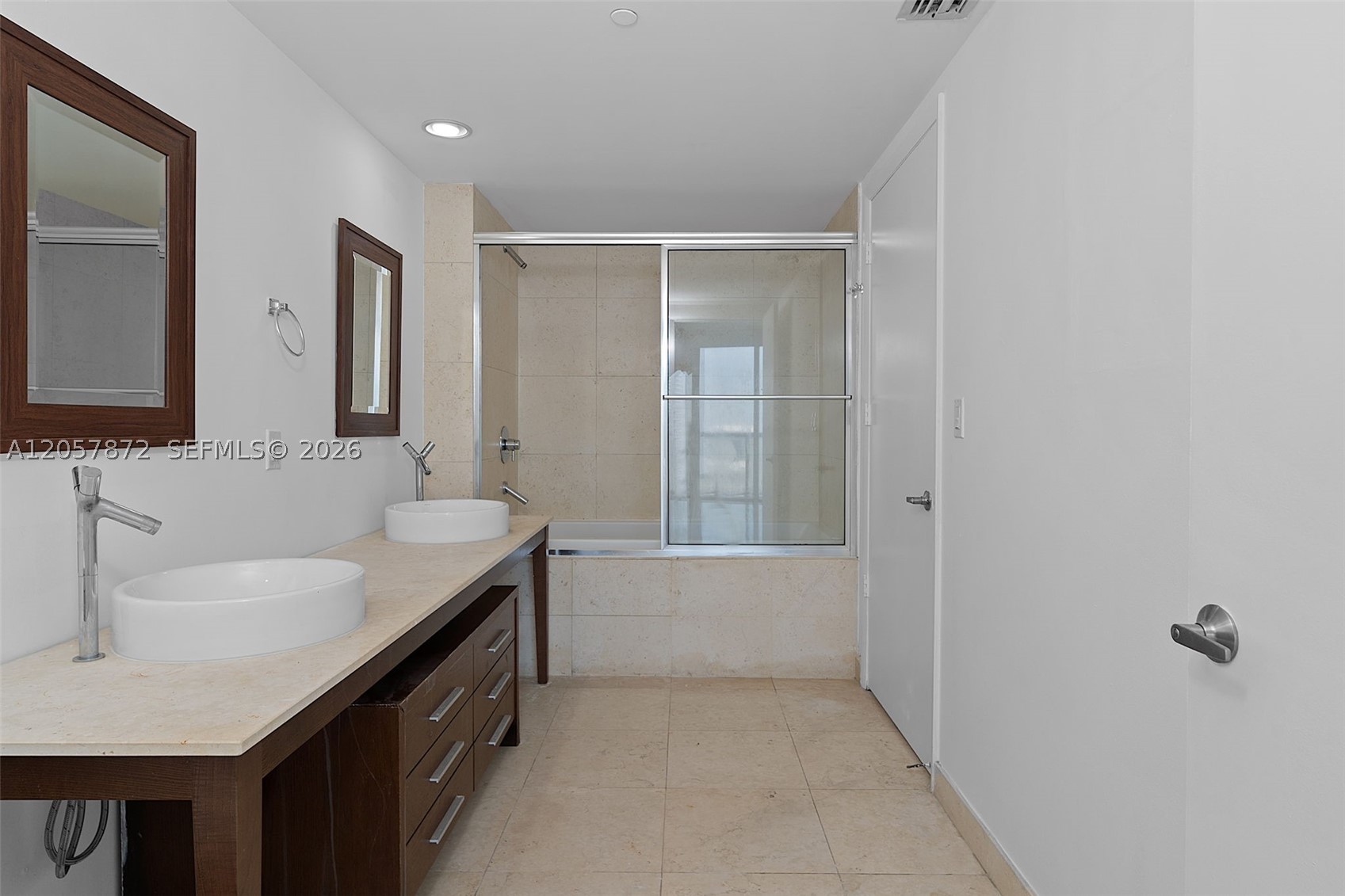 ICON BRICKELL NO TWO - Residential