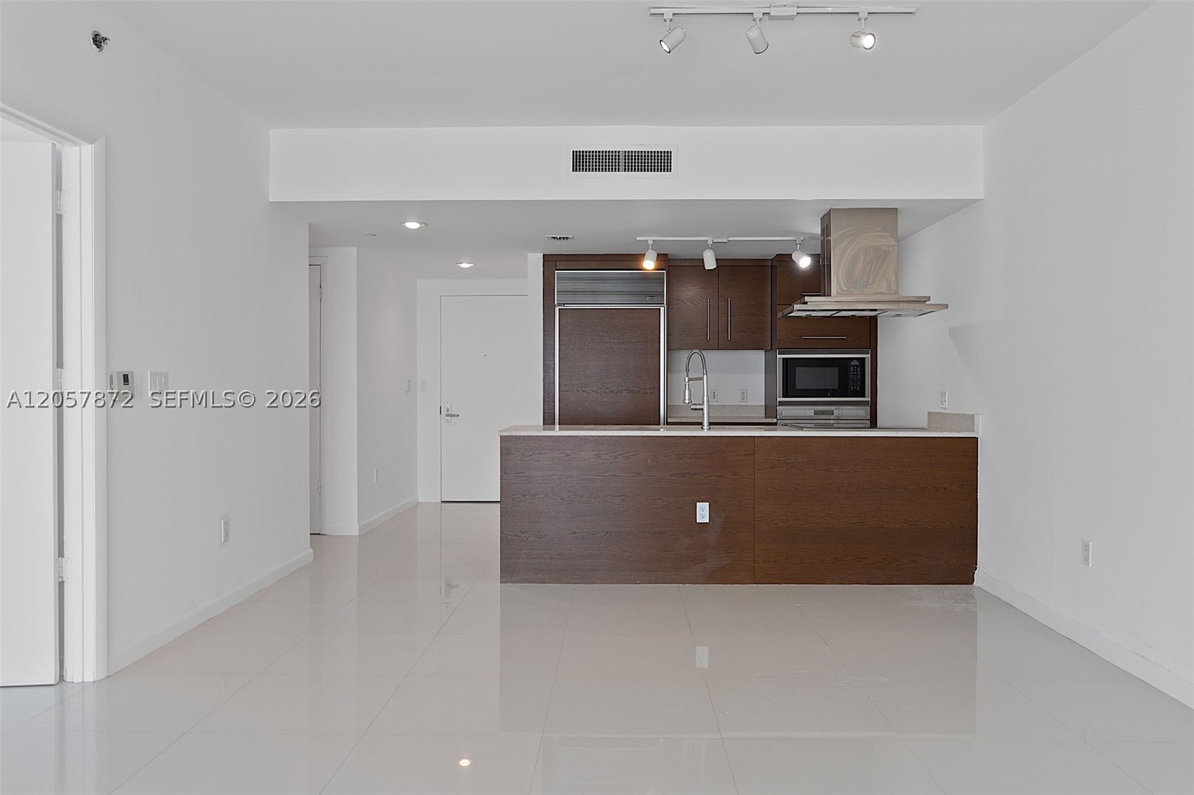 ICON BRICKELL NO TWO - Residential