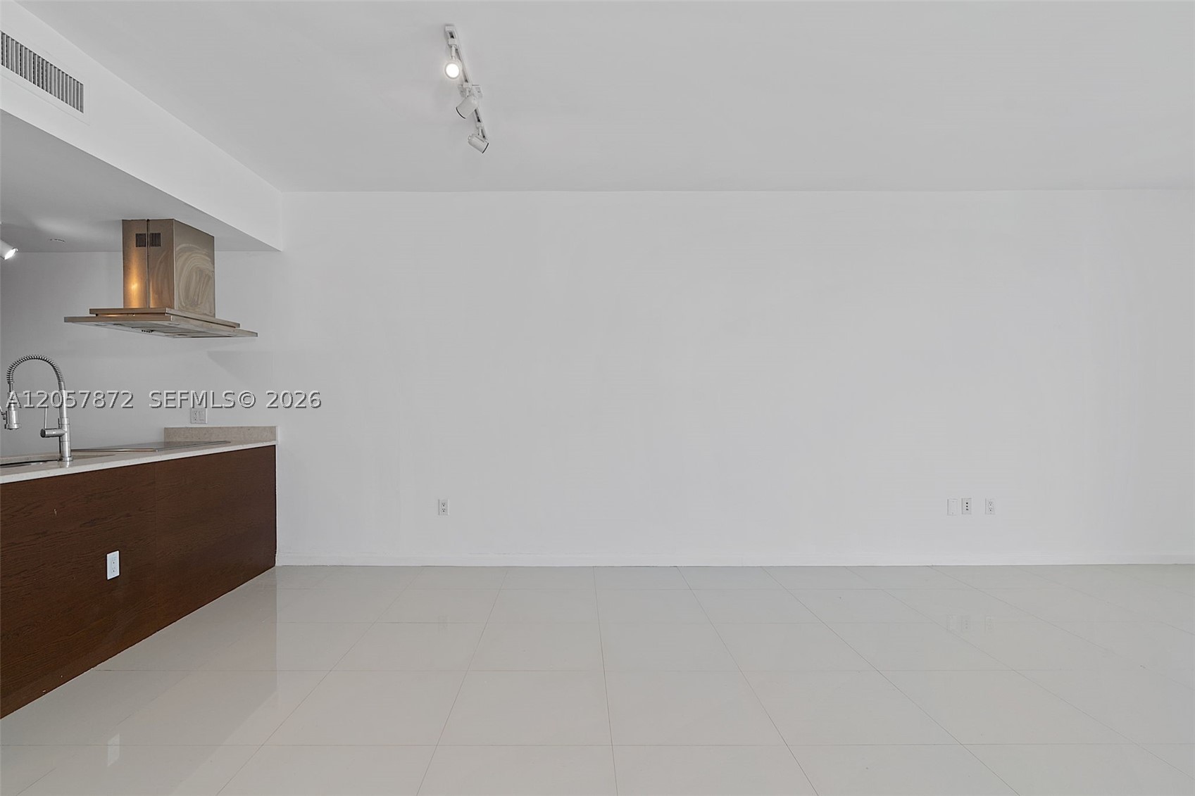 ICON BRICKELL NO TWO - Residential