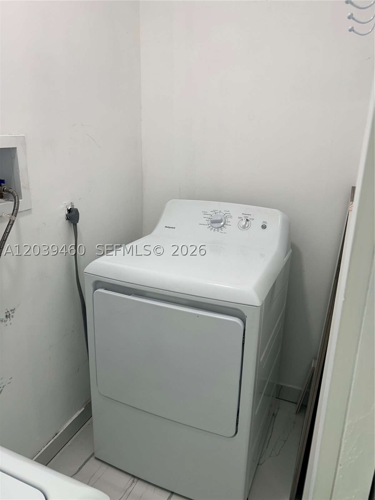 Golden glades - Residential Income