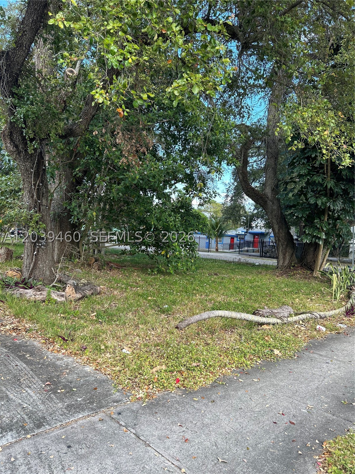 Golden glades - Residential Income