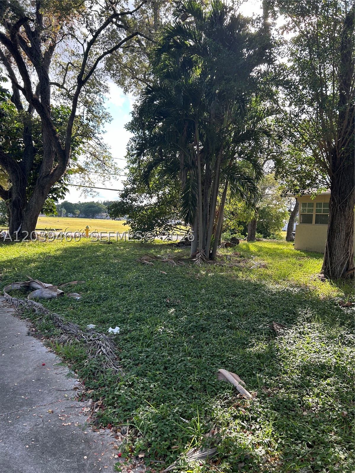 Golden glades - Residential Income