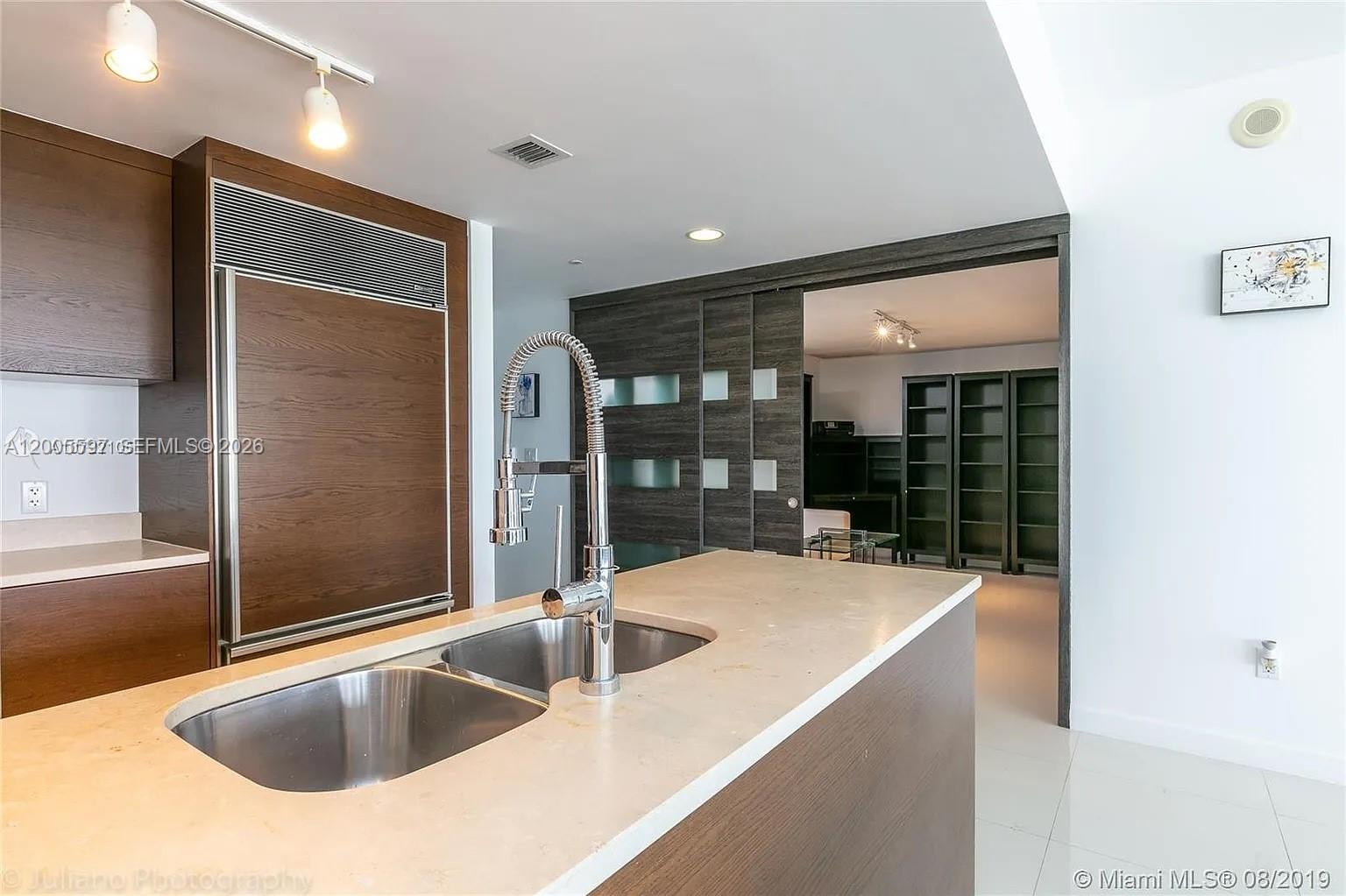ICON BRICKELL NO TWO - Residential