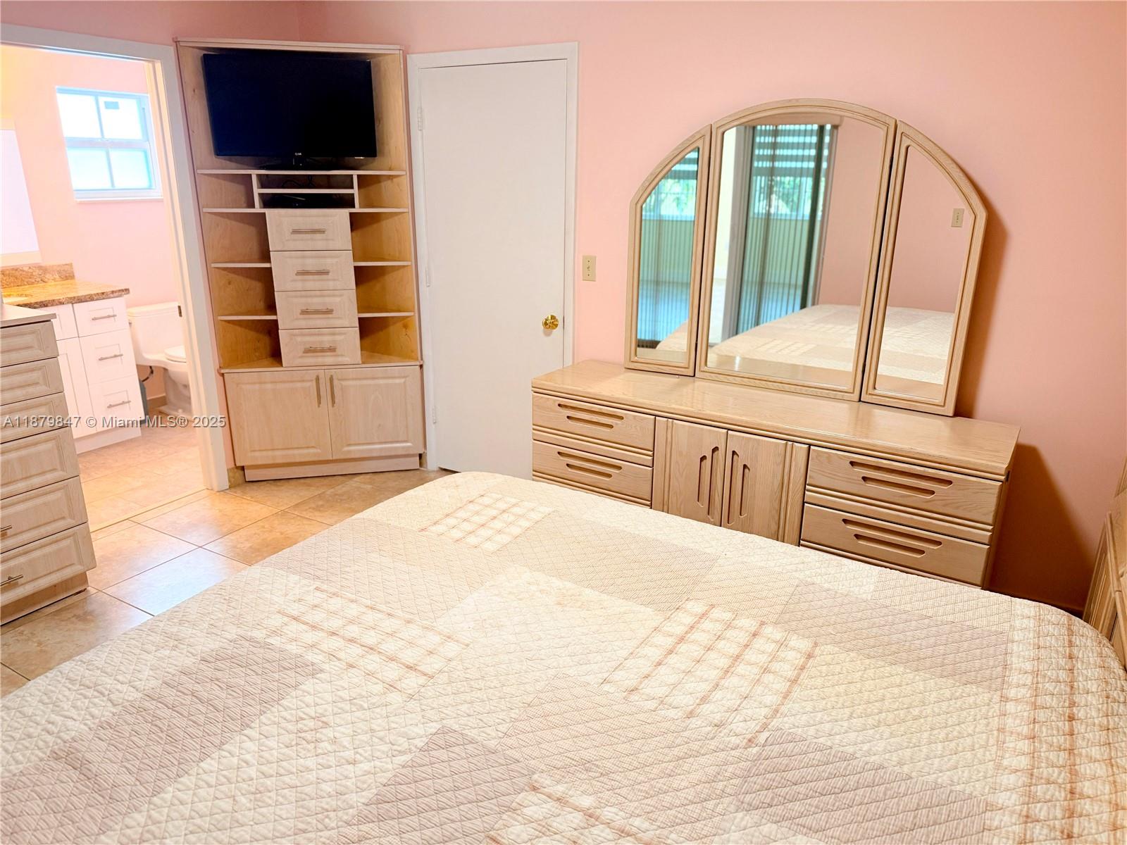 10TH ADDN TO RICHMOND HEI - Residential Lease
