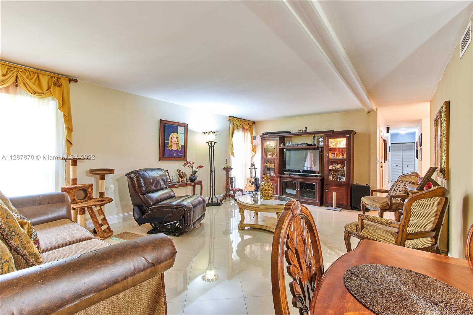 MAINLANDS OF TAMARAC LAKE - Residential