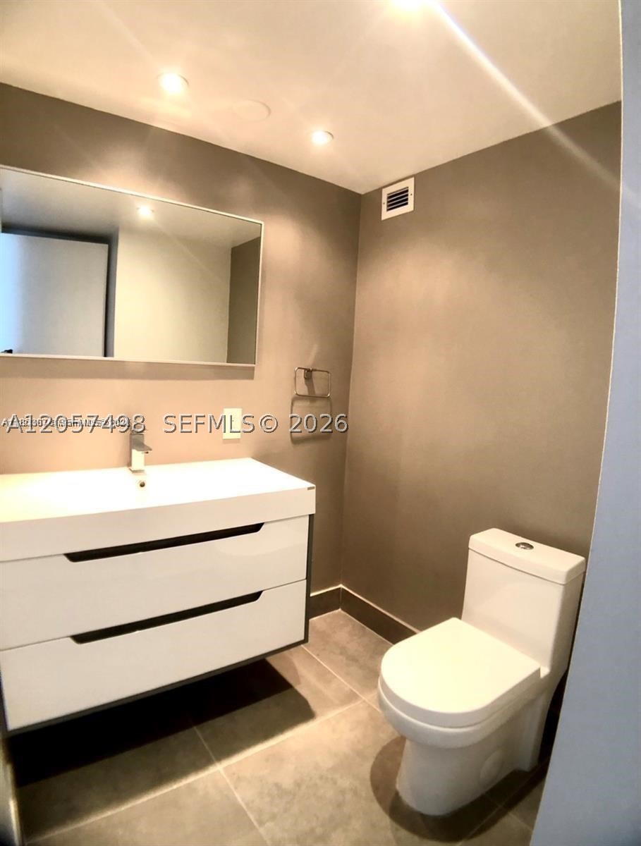 AQUASOL CONDO - Residential