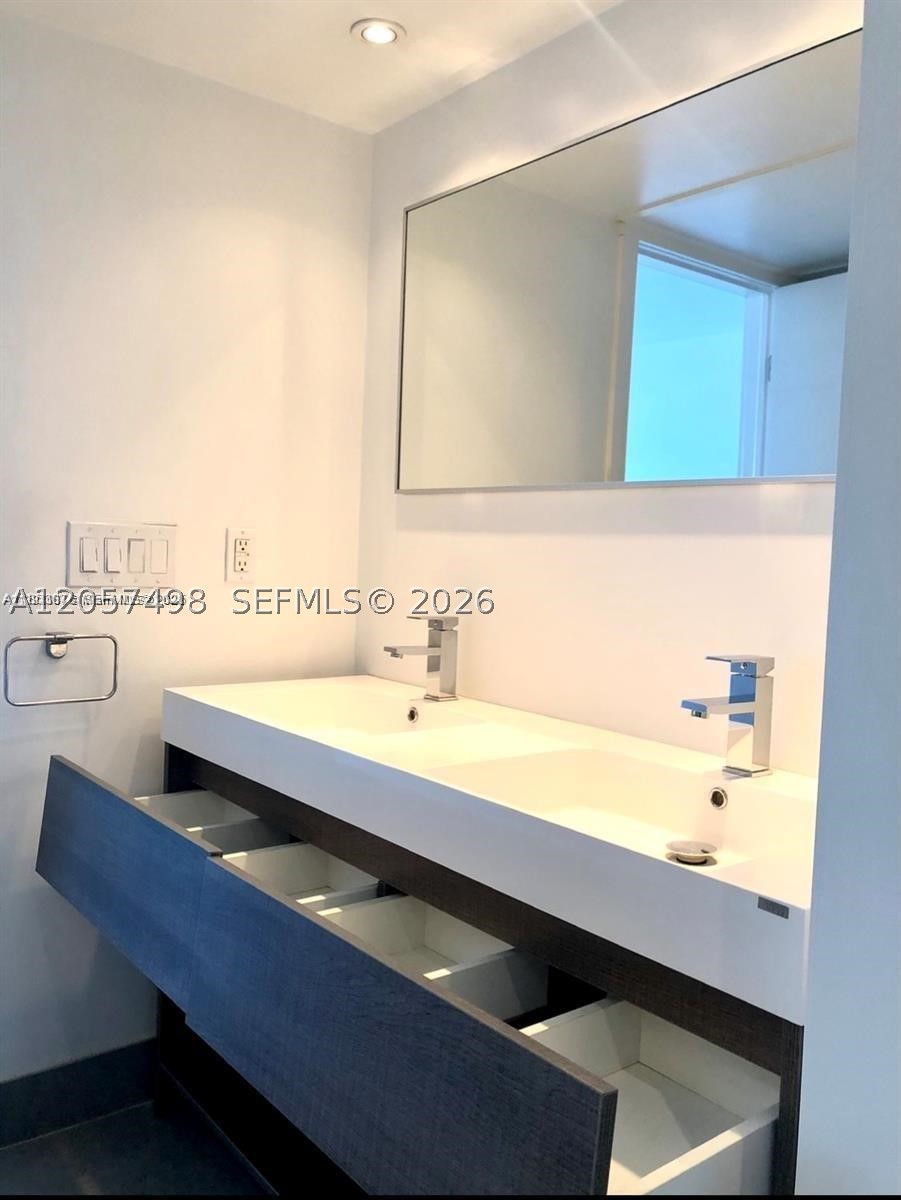 AQUASOL CONDO - Residential