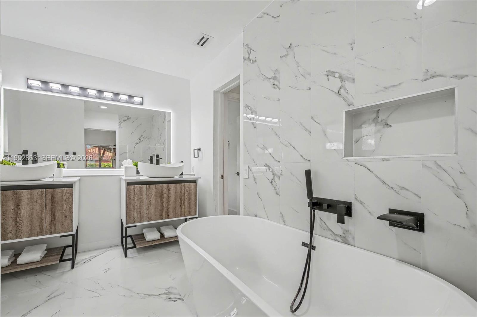 SOUTHWOOD - Residential