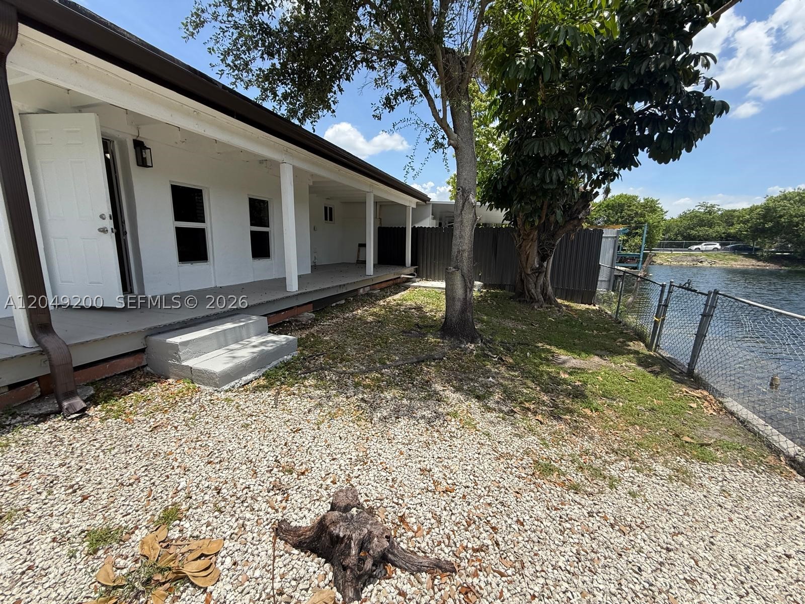 ROYALE GREEN TOWNHOUSE SE - Residential