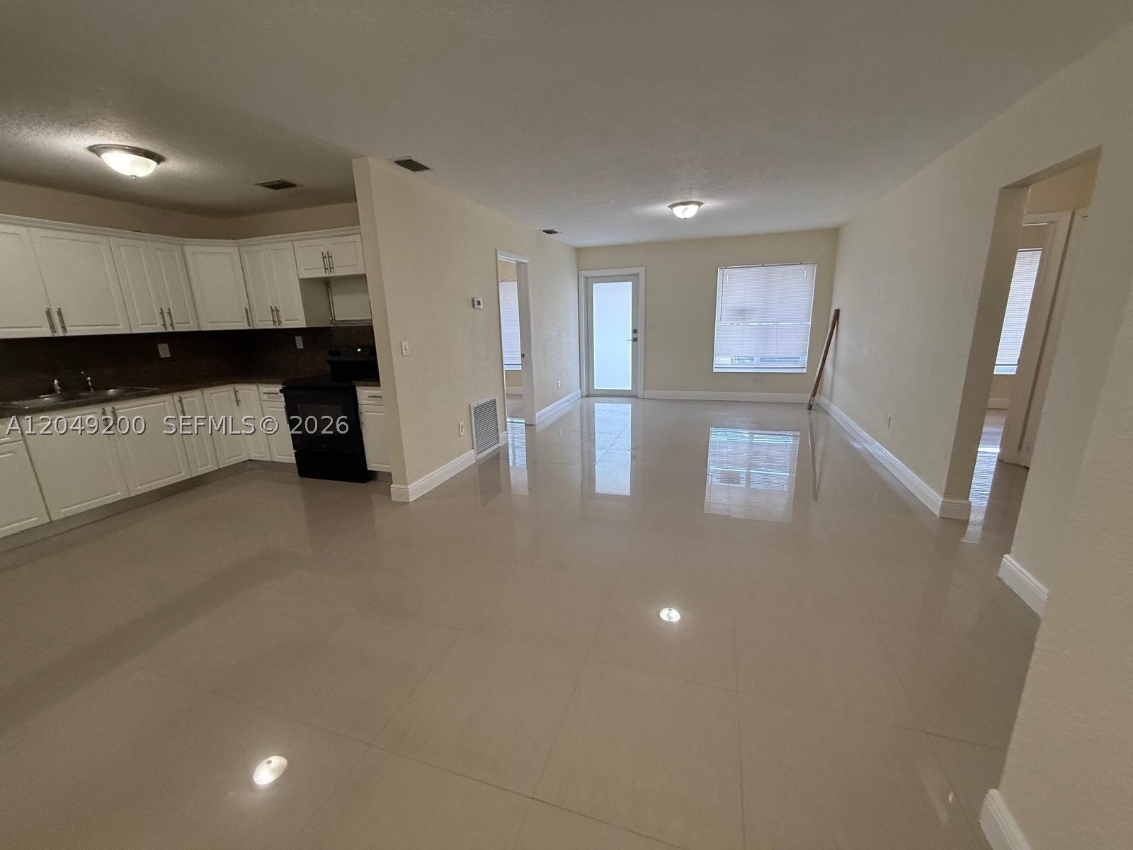 ROYALE GREEN TOWNHOUSE SE - Residential