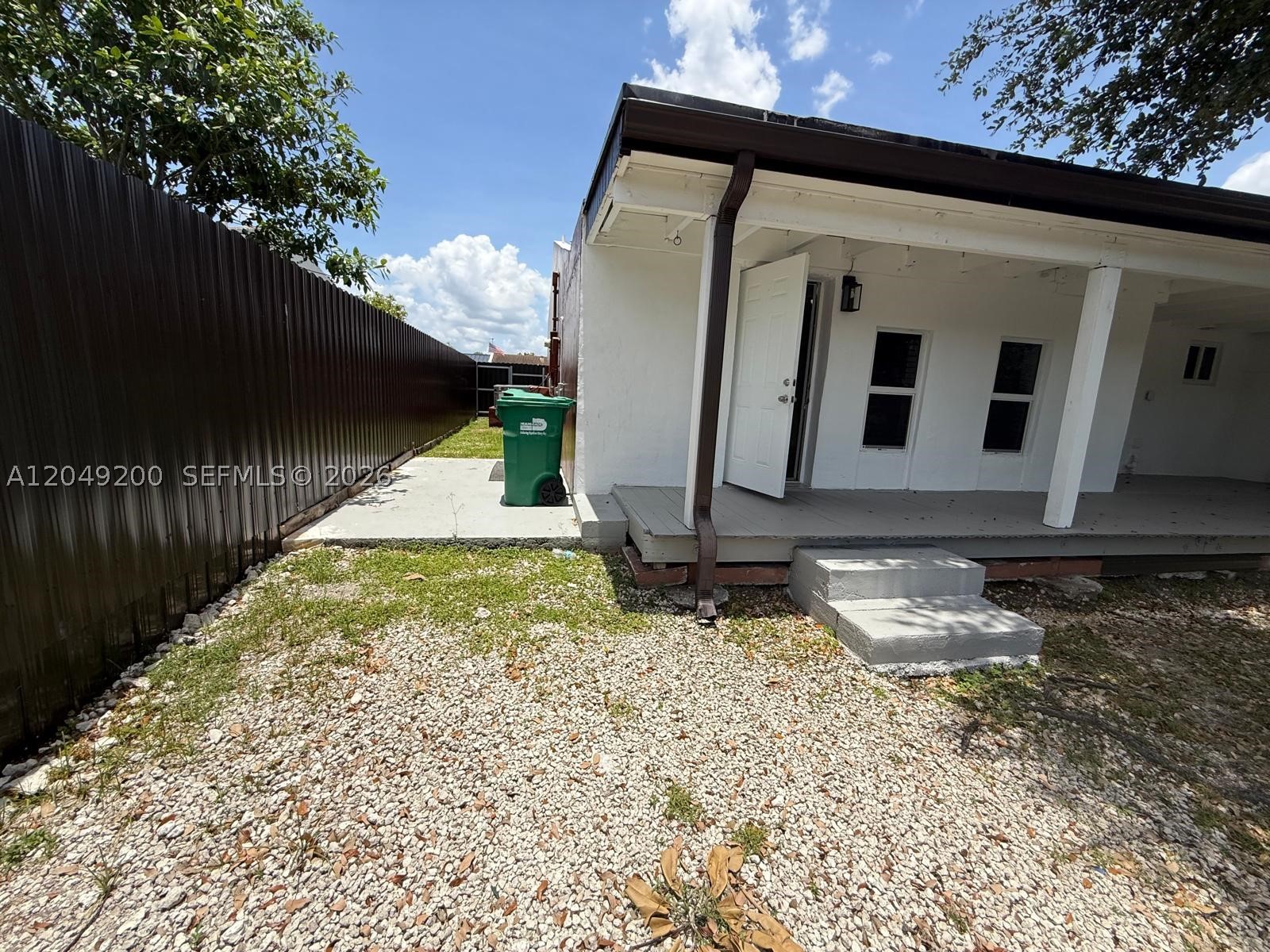ROYALE GREEN TOWNHOUSE SE - Residential
