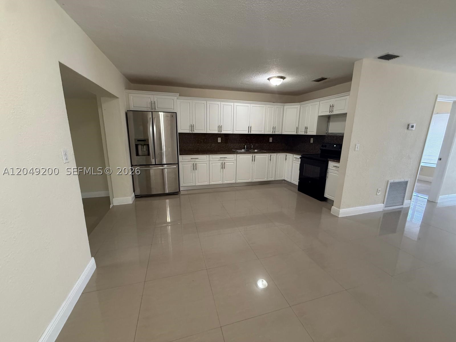 ROYALE GREEN TOWNHOUSE SE - Residential