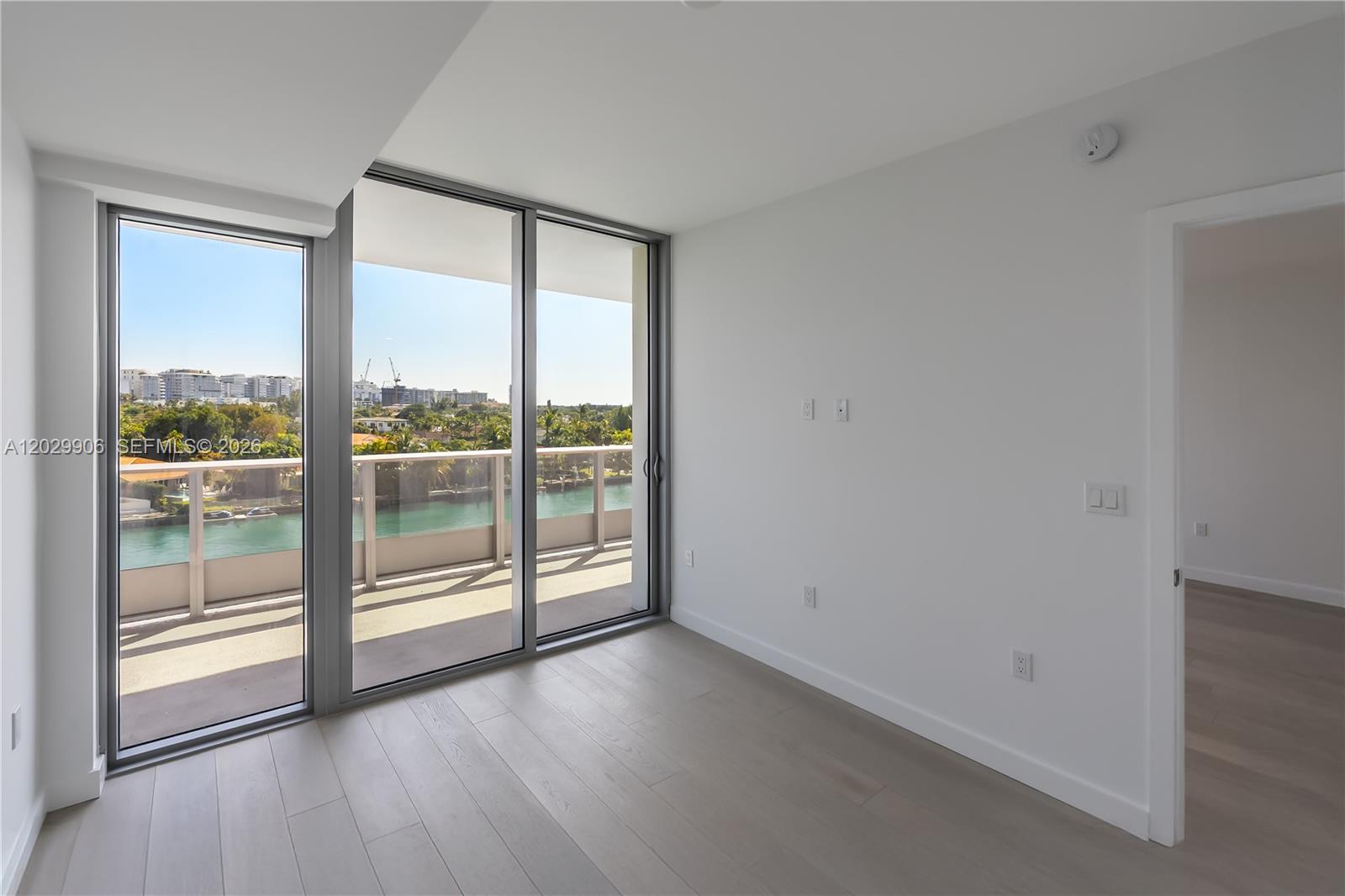 BAY HARBOR ISLAND - Residential