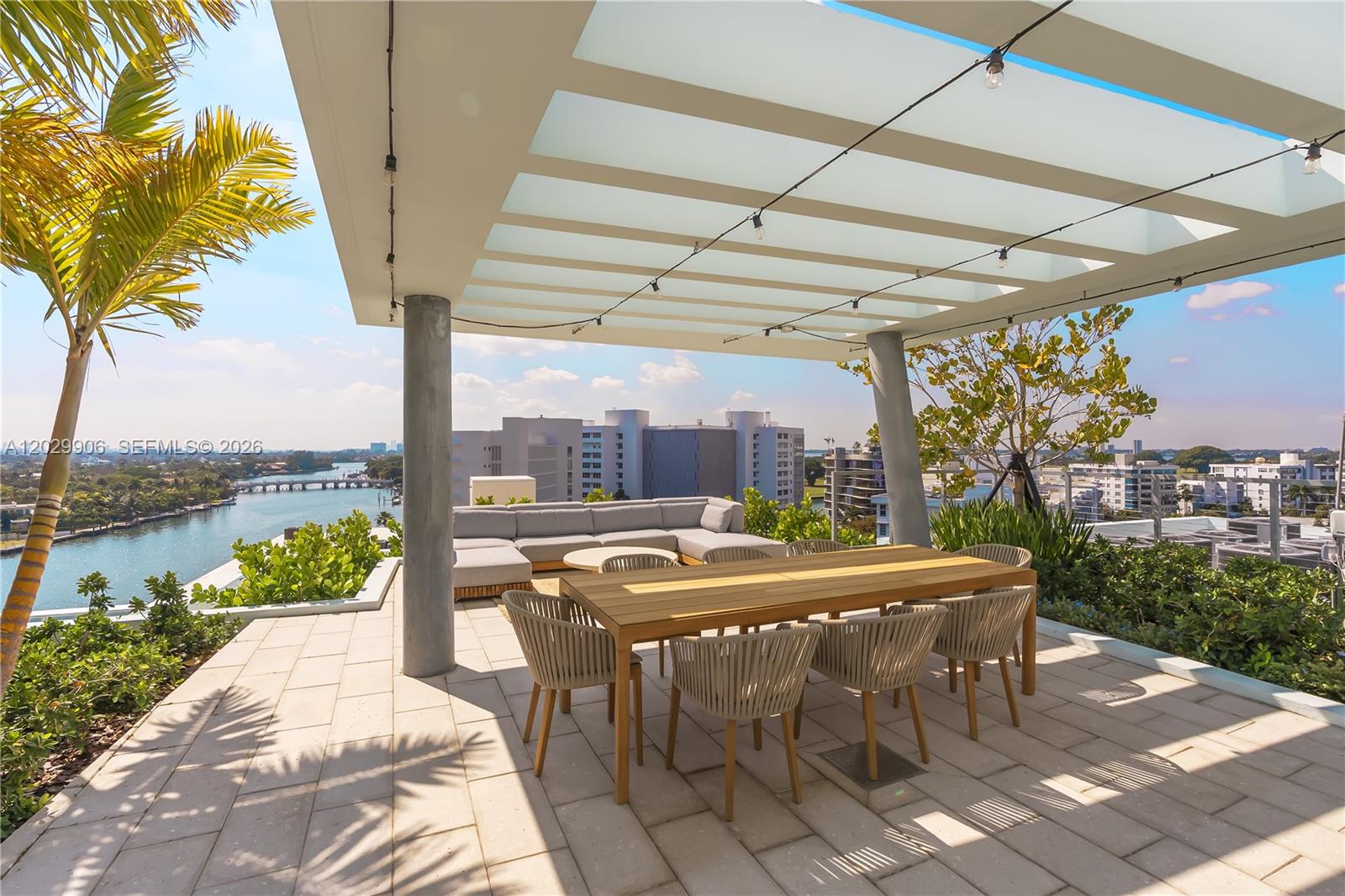 BAY HARBOR ISLAND - Residential