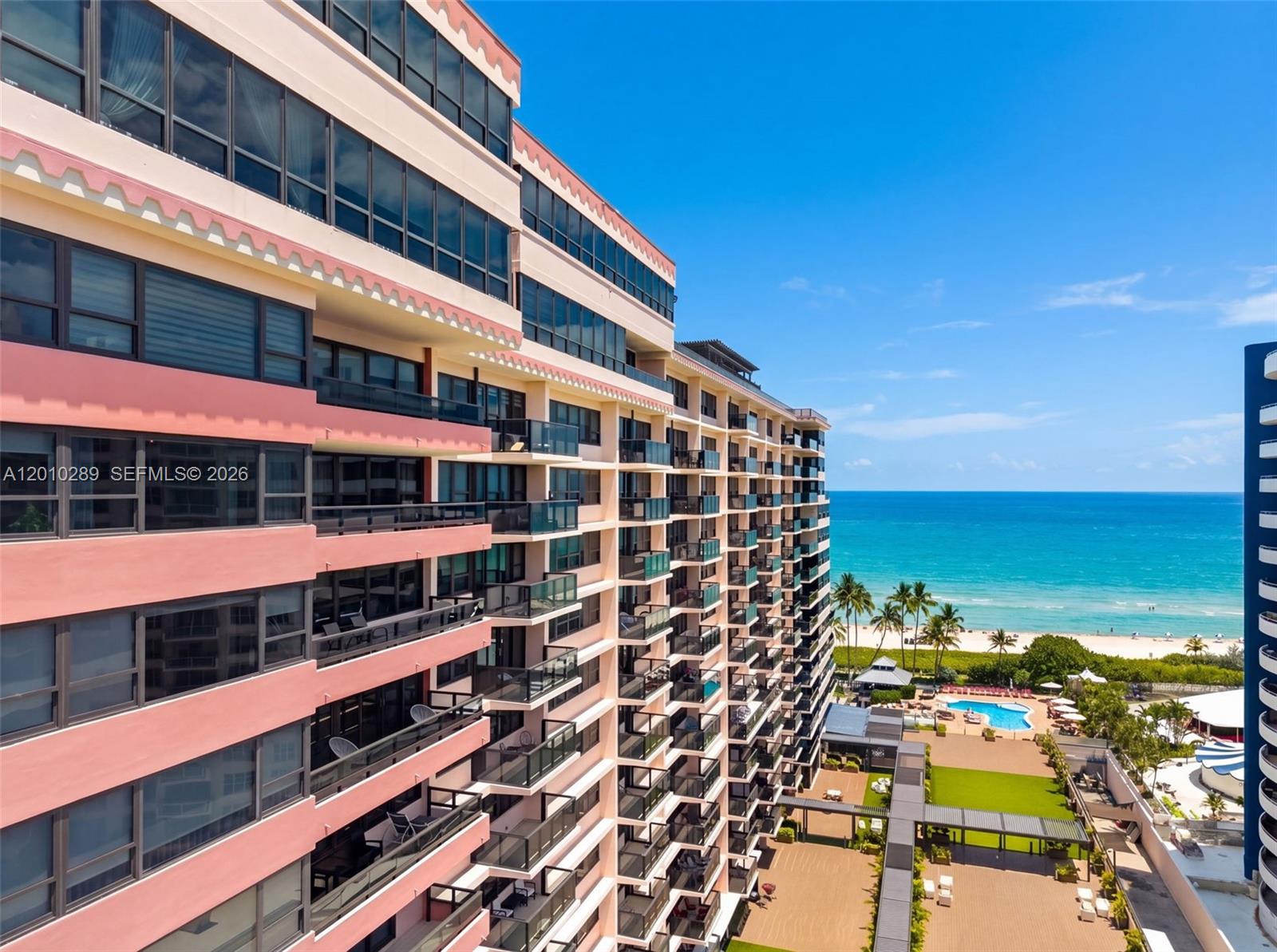 THE ALEXANDER CONDO - Residential