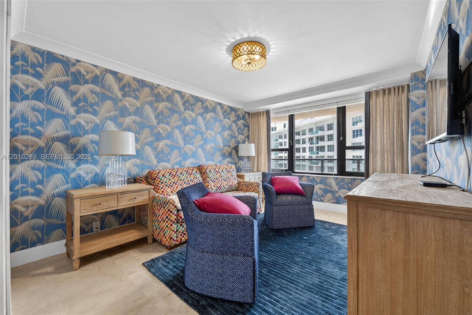 THE ALEXANDER CONDO - Residential