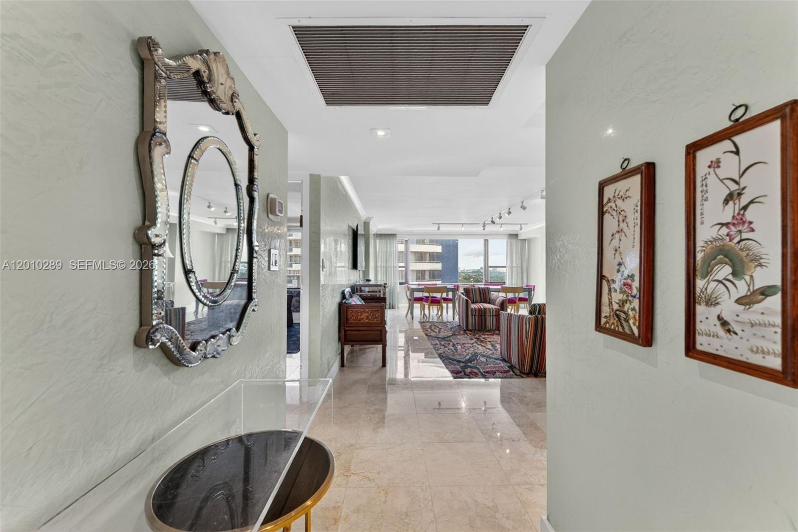 THE ALEXANDER CONDO - Residential