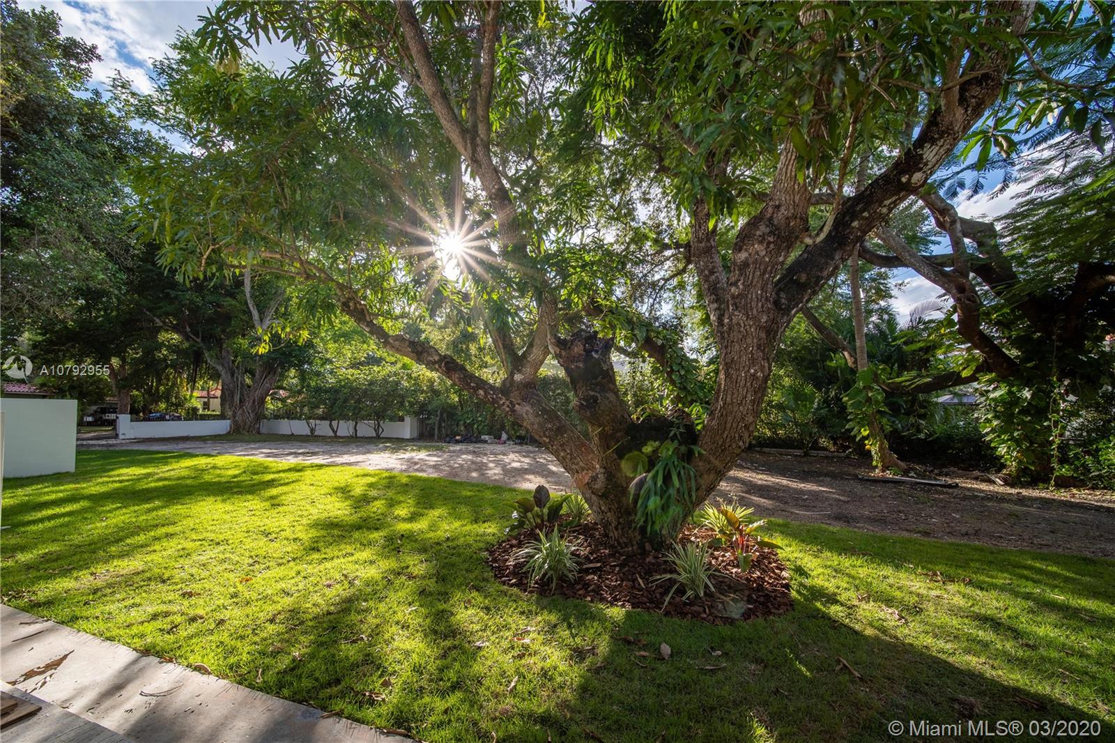 CORAL GABLES COUNTRY CLUB - Residential