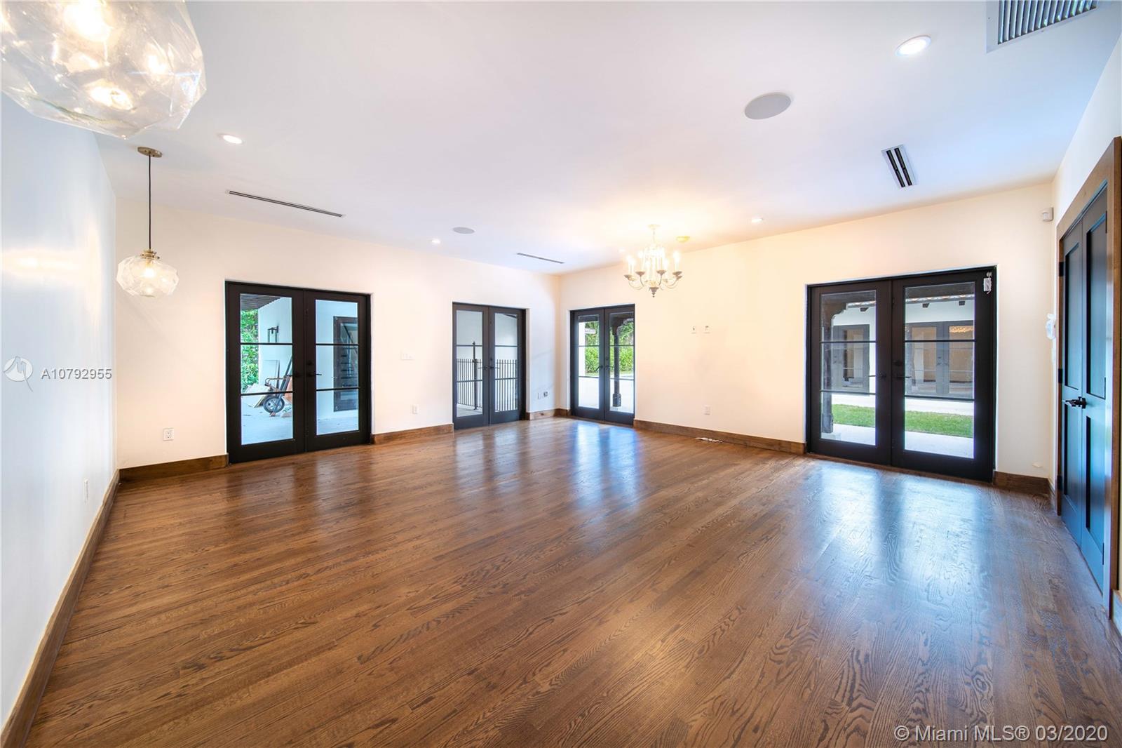 CORAL GABLES COUNTRY CLUB - Residential