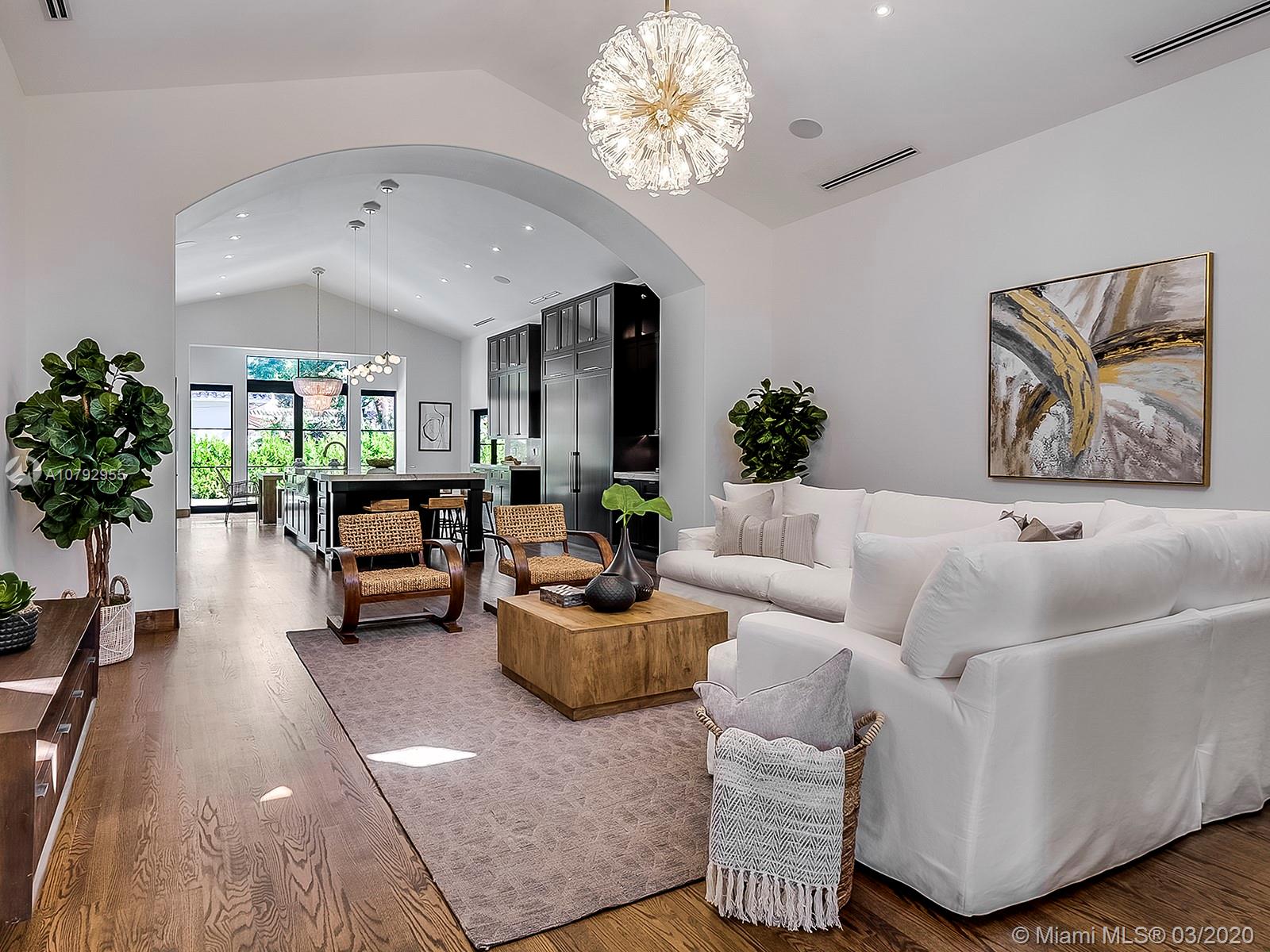CORAL GABLES COUNTRY CLUB - Residential